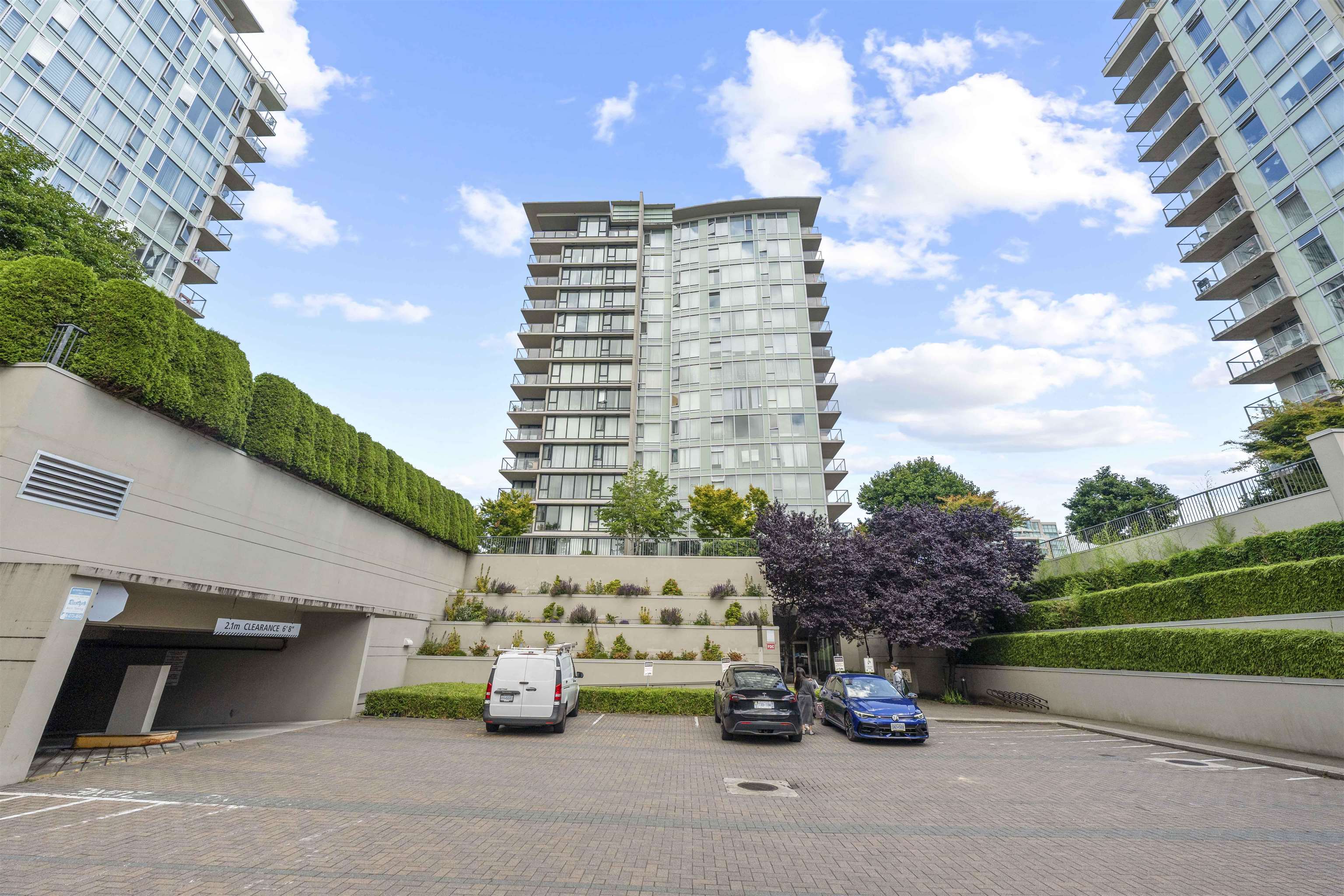 305 5068 KWANTLEN STREET, R3148062, BC,