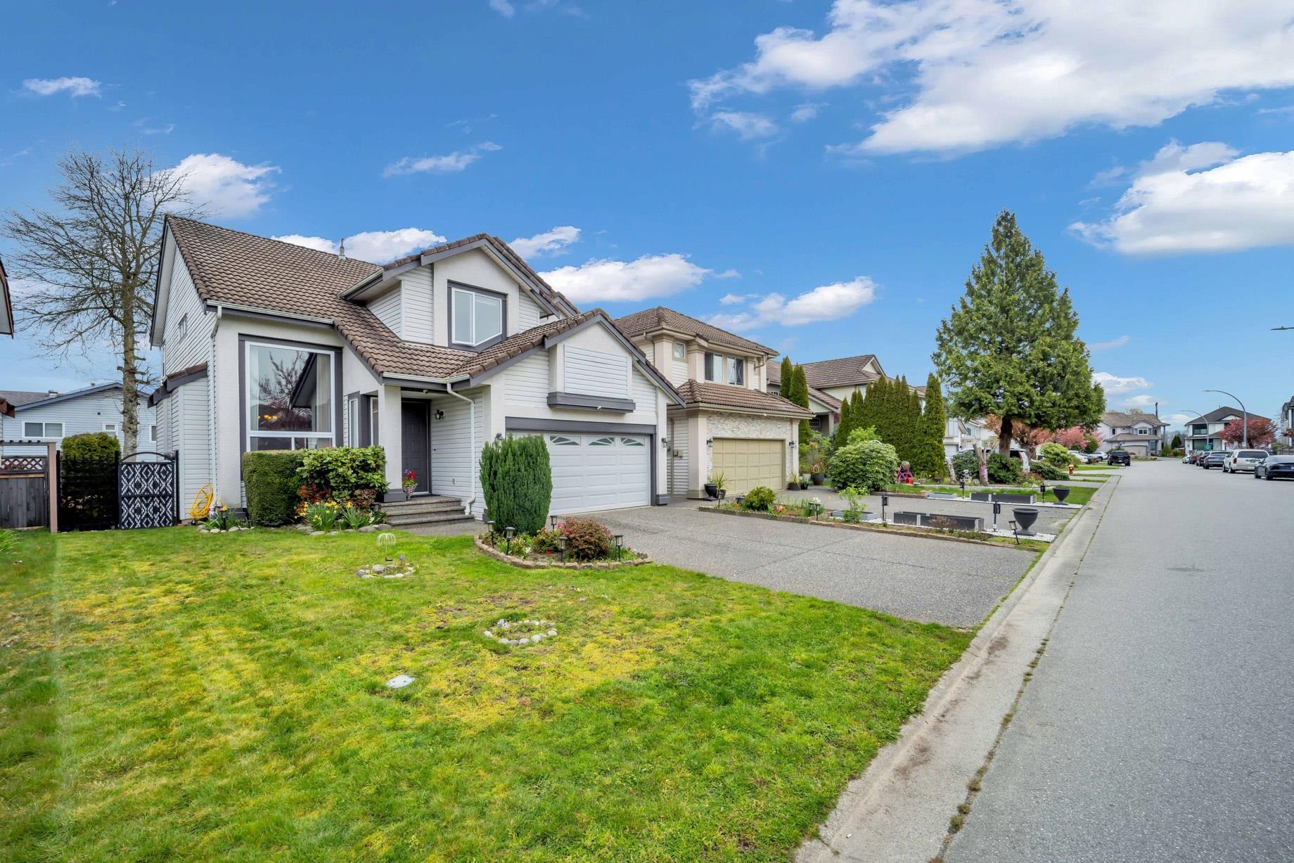 707 OMINECA AVENUE, Port Coquitlam BC V3B 7N9, R3148076, BC,
