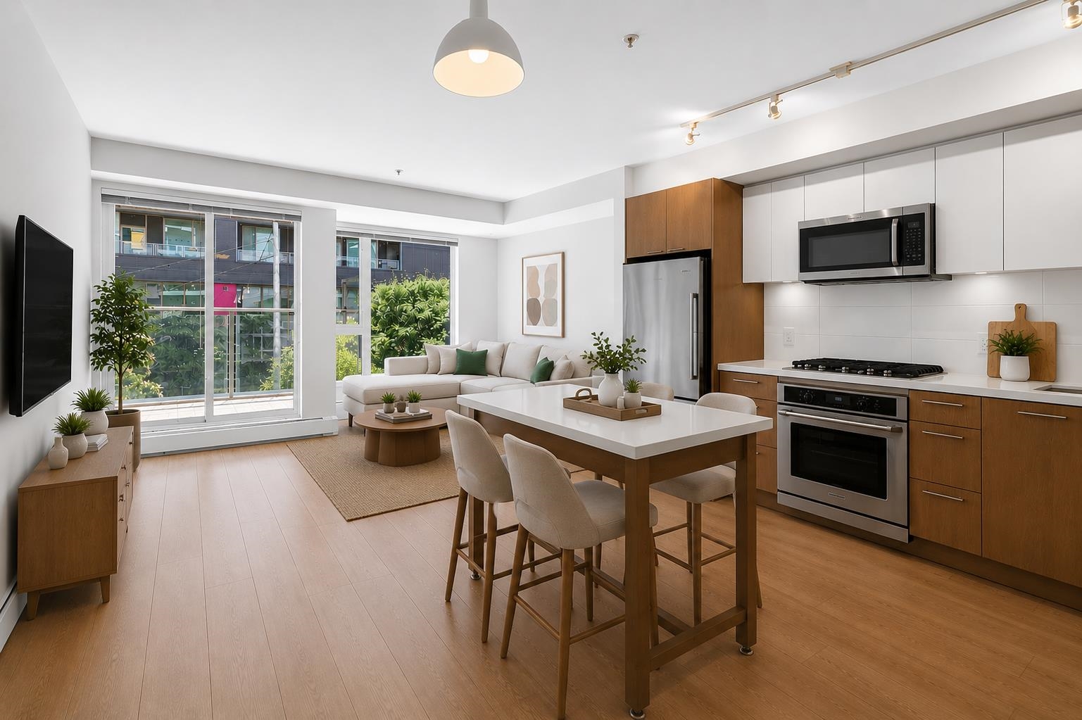 304 384 1ST AVENUE, R3148084, BC,