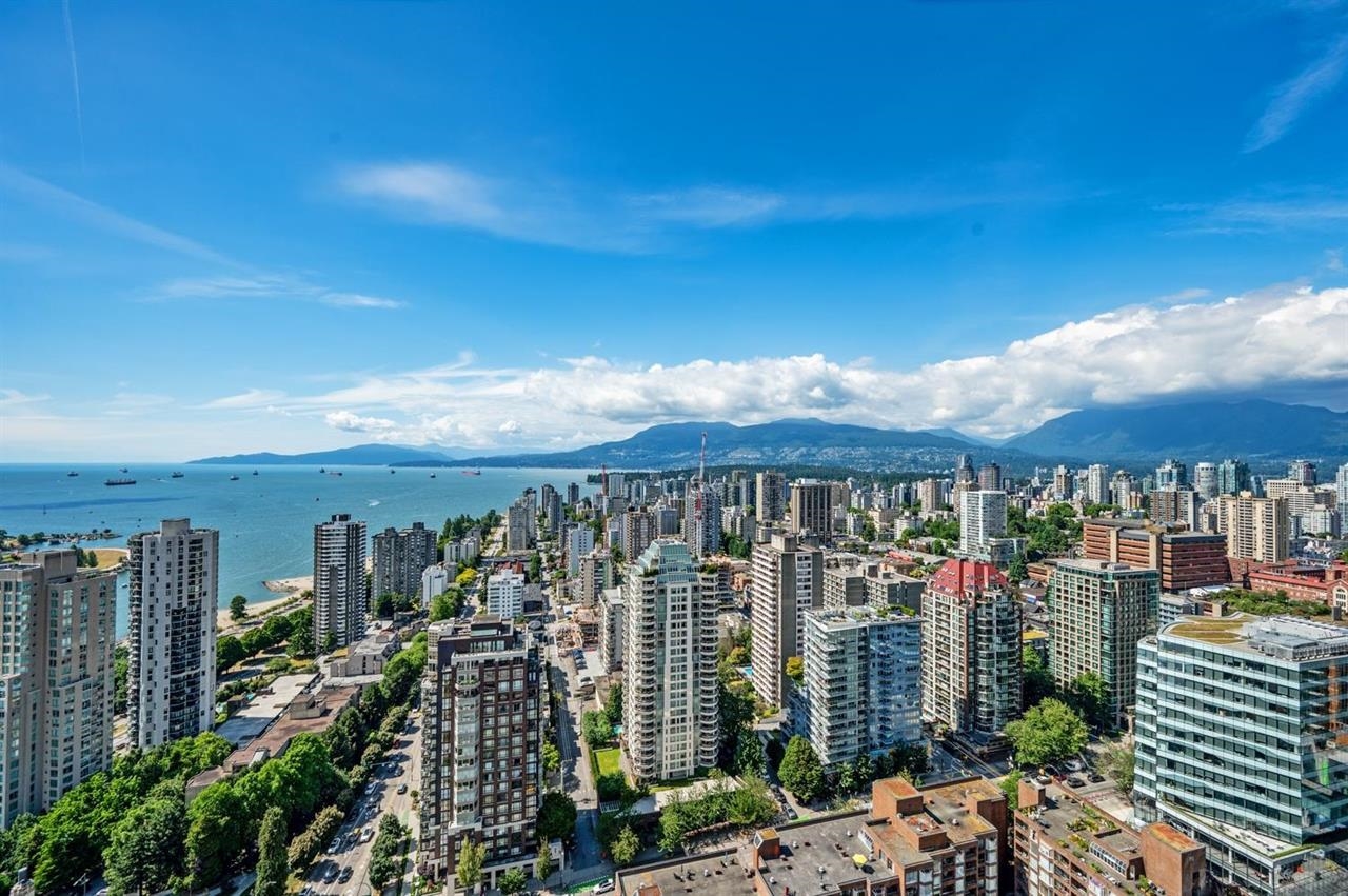 3X03 899 PACIFIC STREET, R3148321, BC,