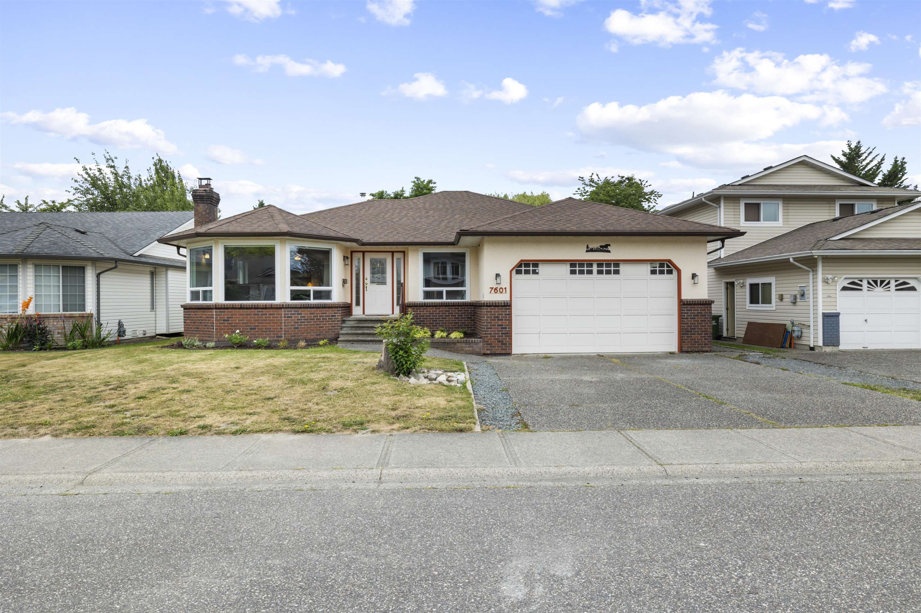 7601 SAPPHIRE DRIVE, Chilliwack BC V2R 3A7, R3148365, BC,