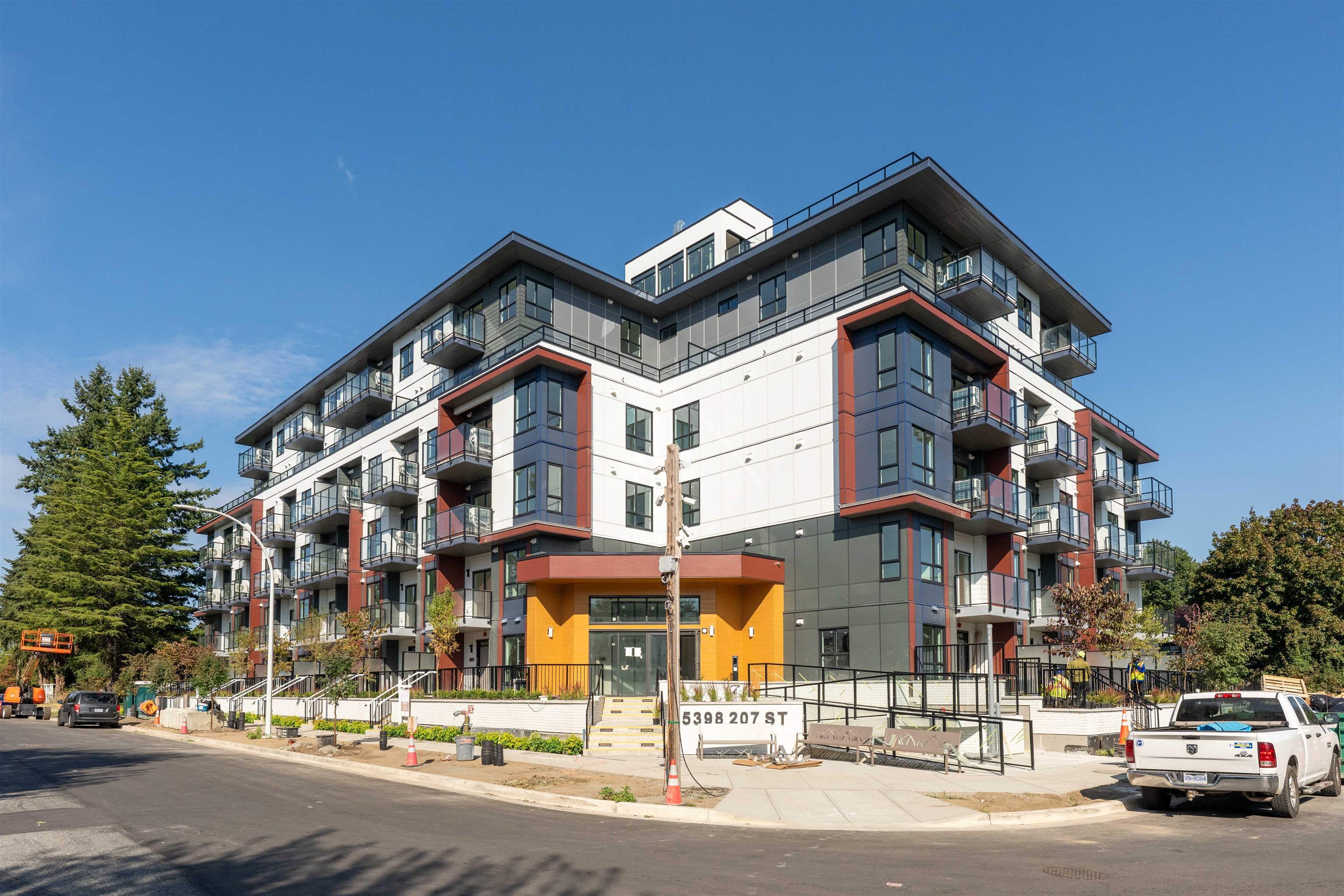 604 5398 207 STREET, R3148436, BC,