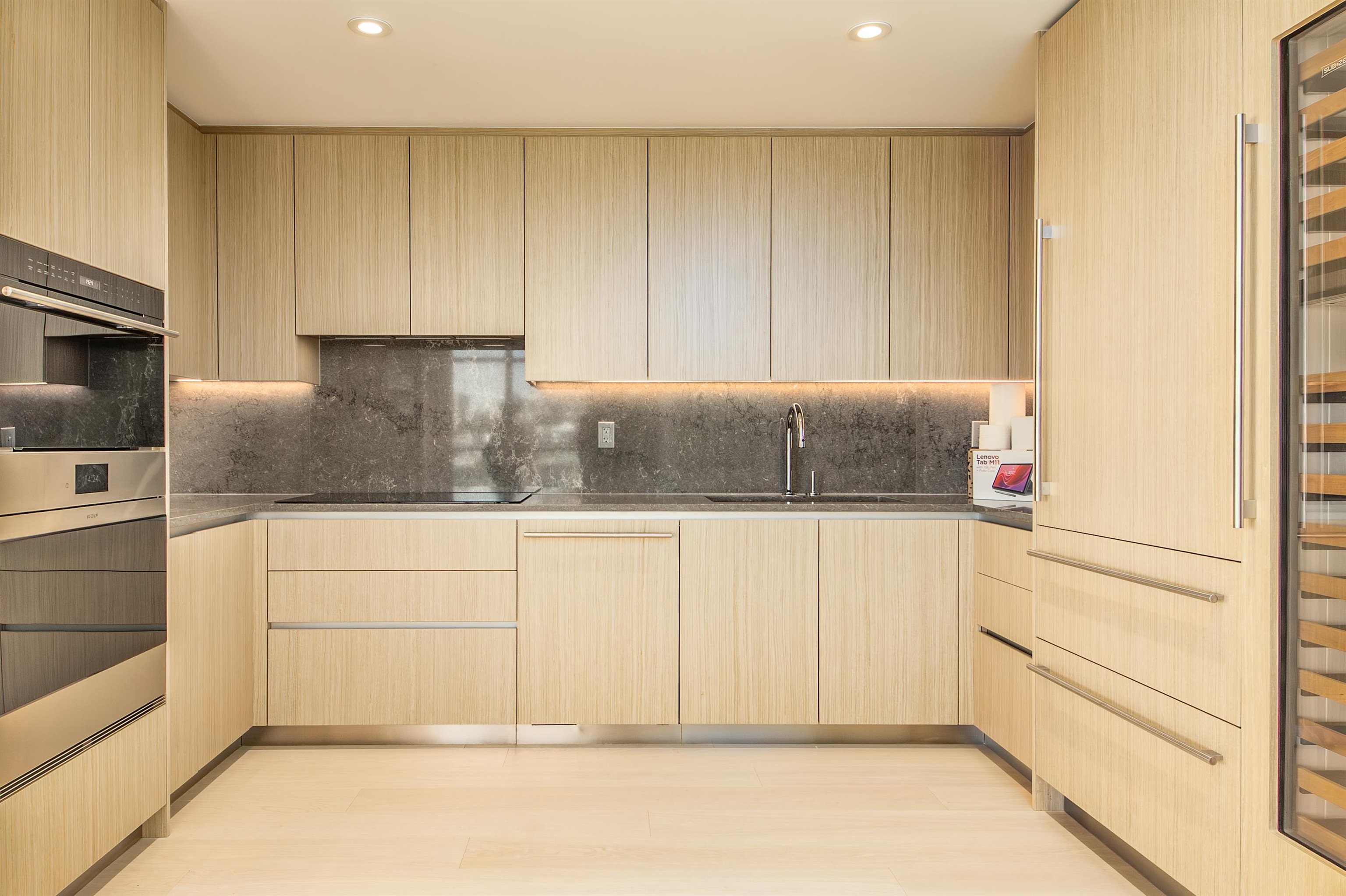 4** 785 HARBOUR WAY, R3148456, BC,