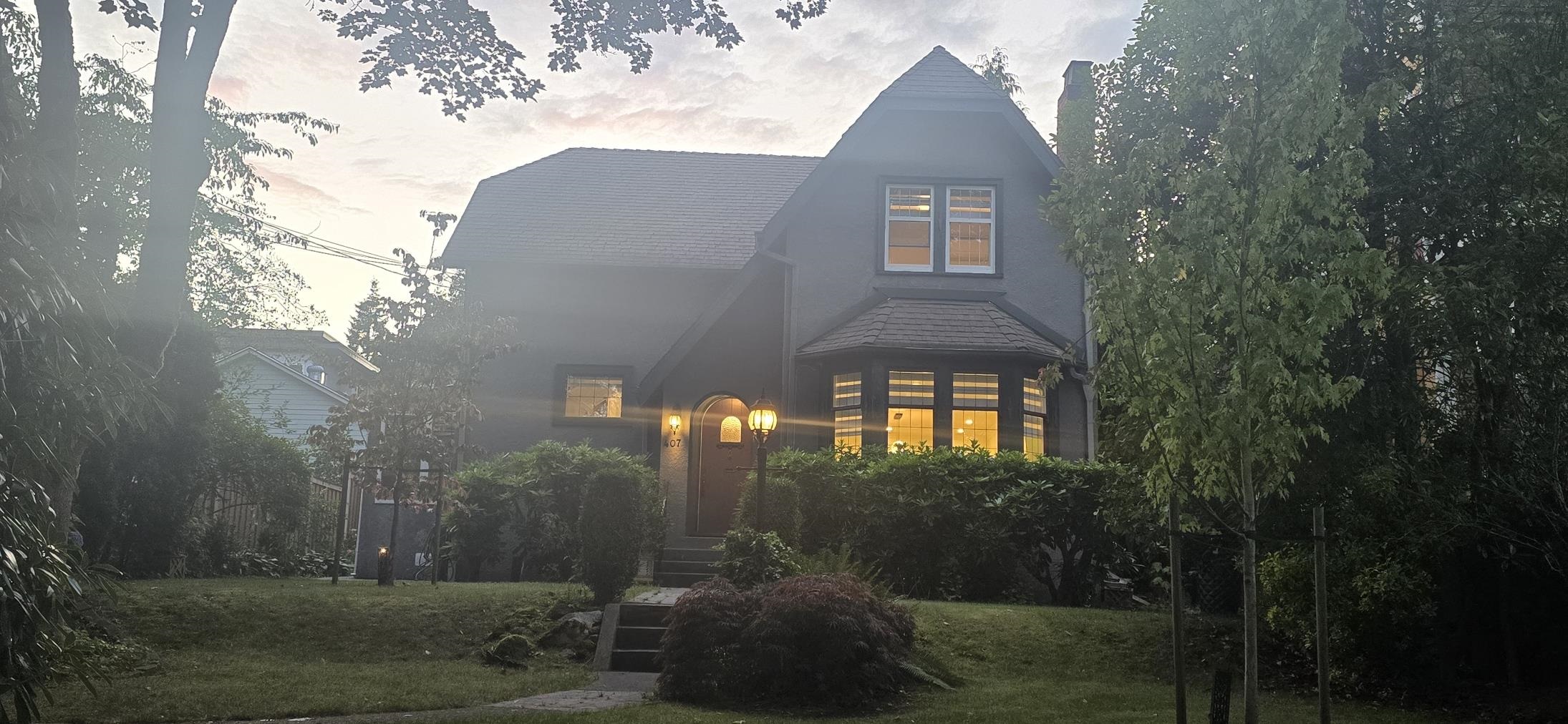 407 ST. GEORGE STREET, New Westminster BC V3L 1L1, R3148485, BC,