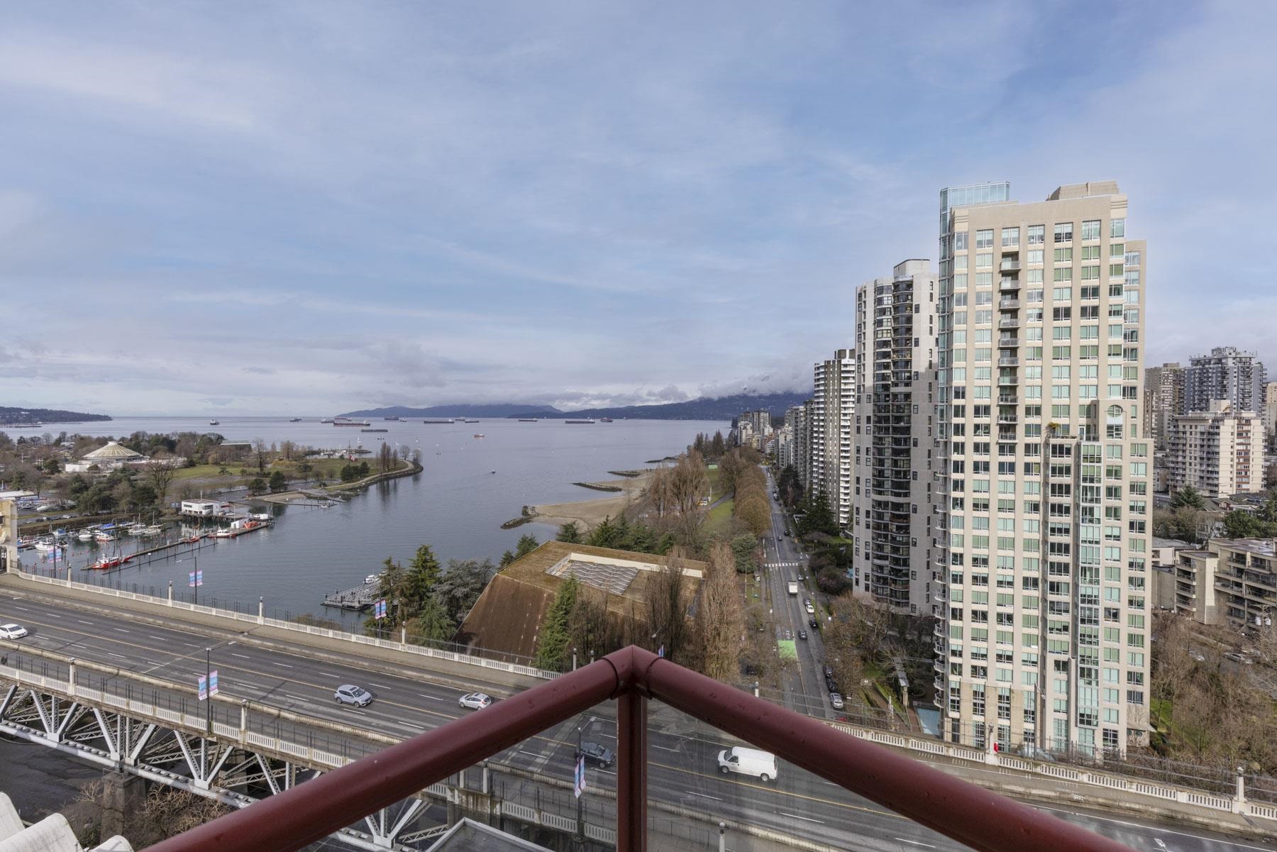 2005 1000 BEACH AVENUE, R3148792, BC,
