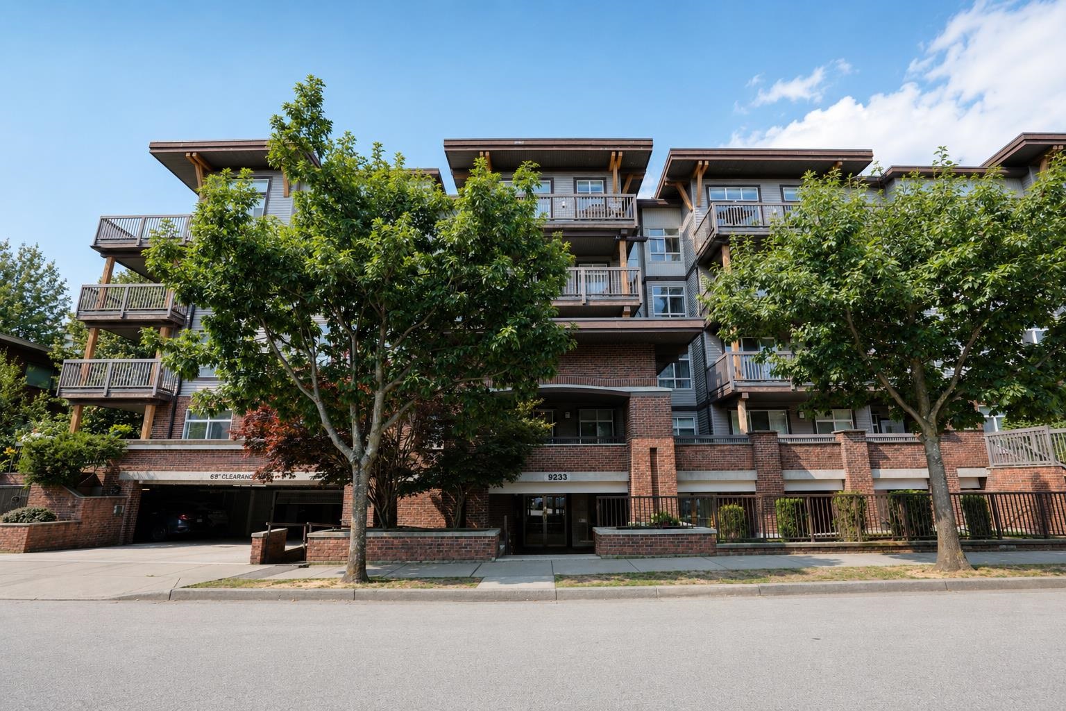 322 9233 FERNDALE ROAD, R3148804, BC,