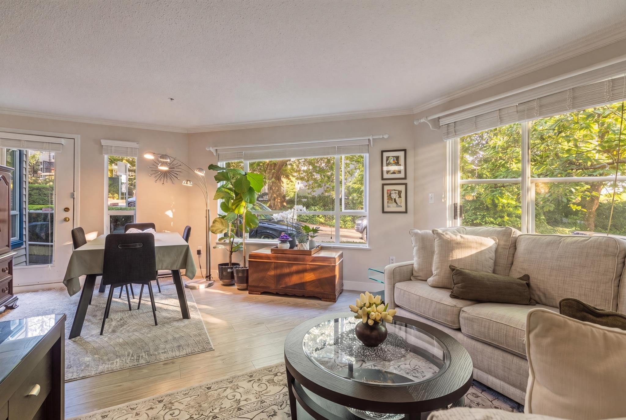 111 889 7TH AVENUE, R3148876, BC,