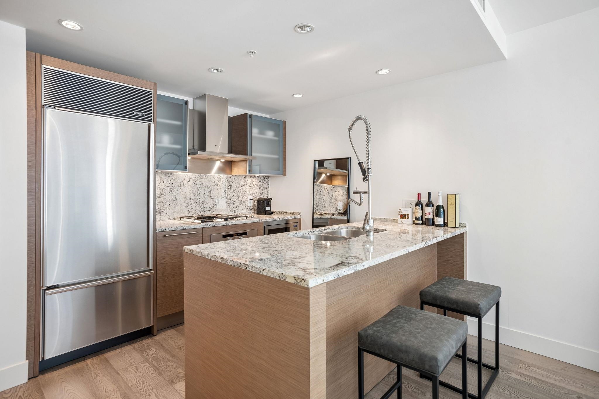 1804 1111 ALBERNI STREET, R3148931, BC,