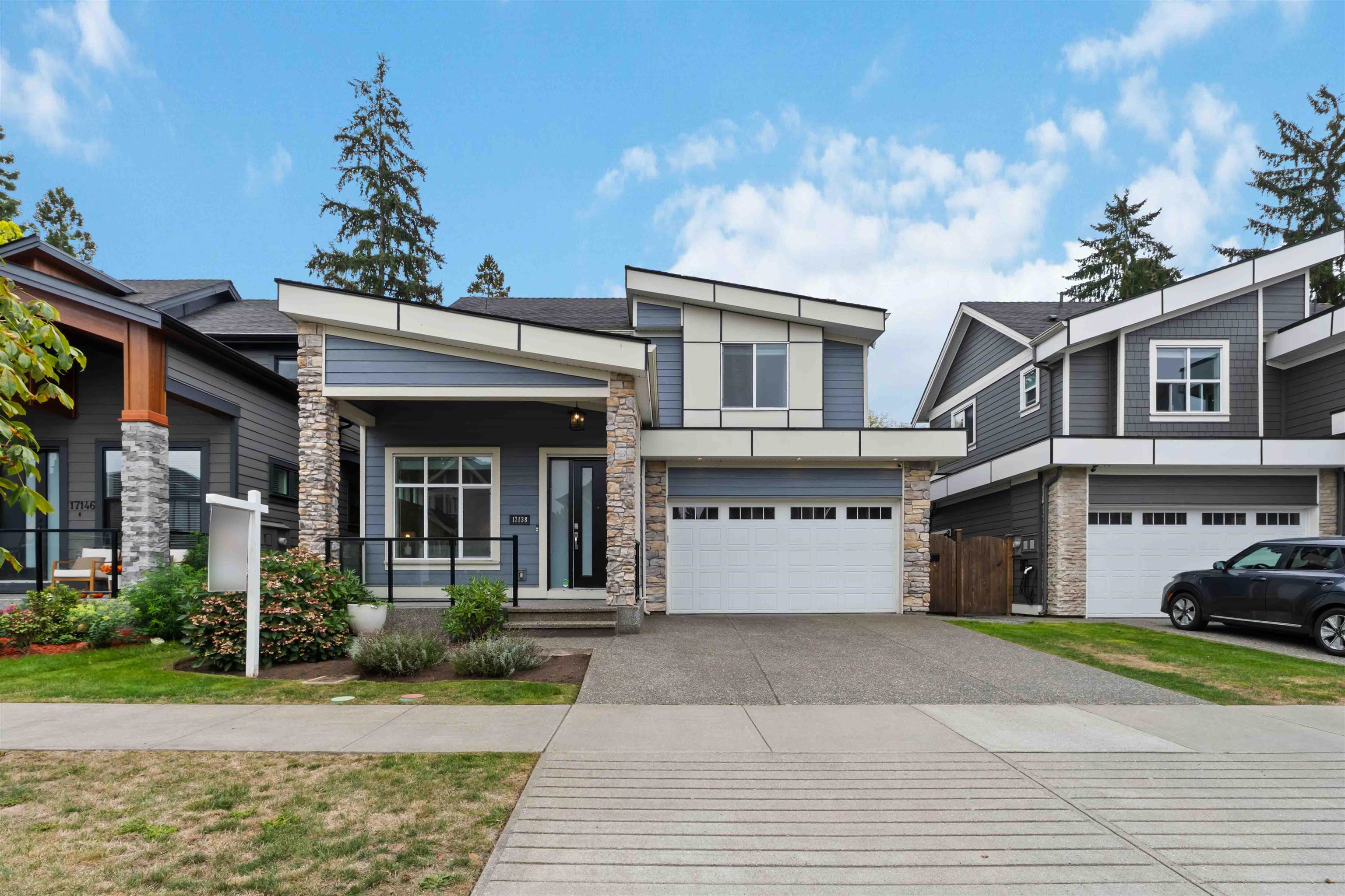 17138 0A AVENUE, Surrey BC V3Z 0Y9, R3148959, BC,