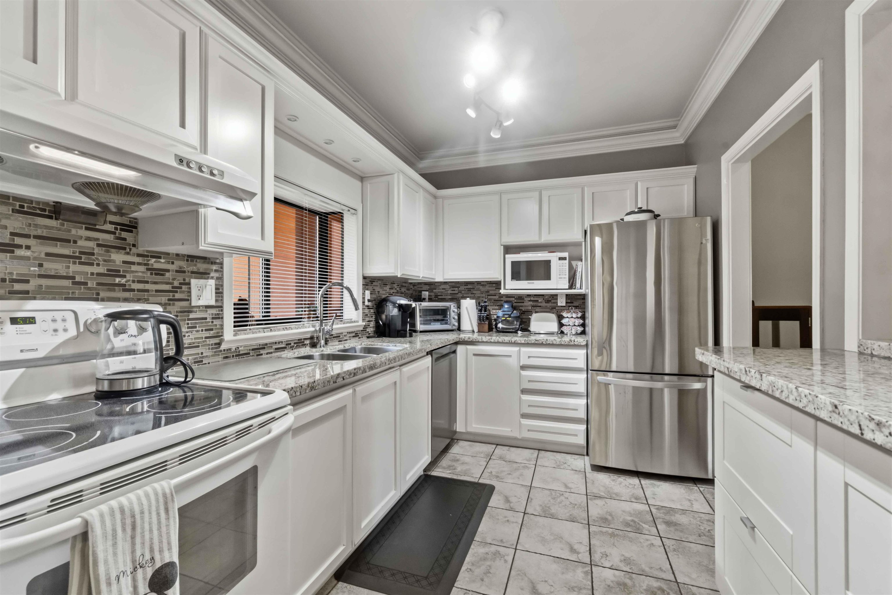 206 7300 GILBERT ROAD, R3149053, BC,