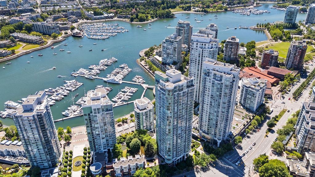 3302 193 AQUARIUS MEWS, R3149091, BC,