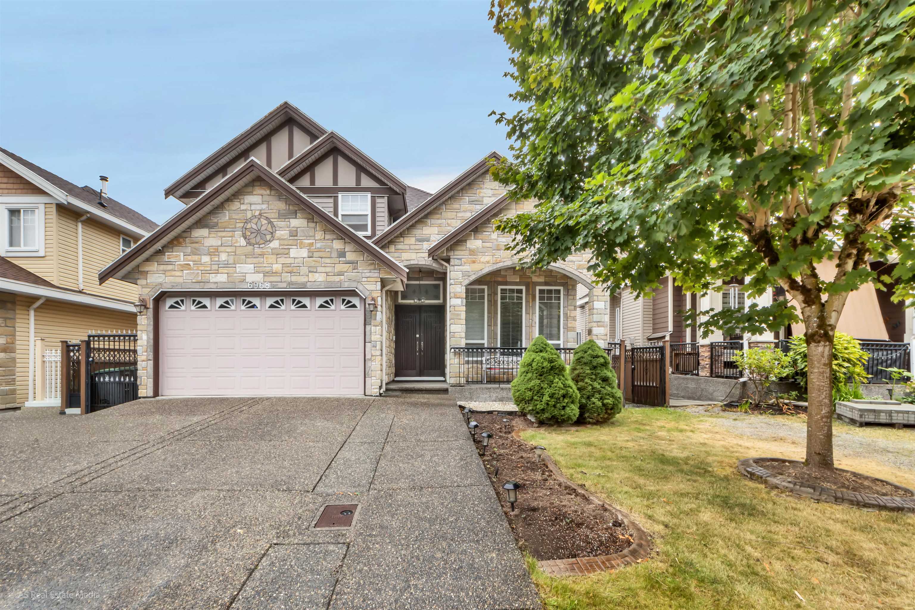 6968 151A STREET, Surrey BC V3W 3T1, R3149199, BC,
