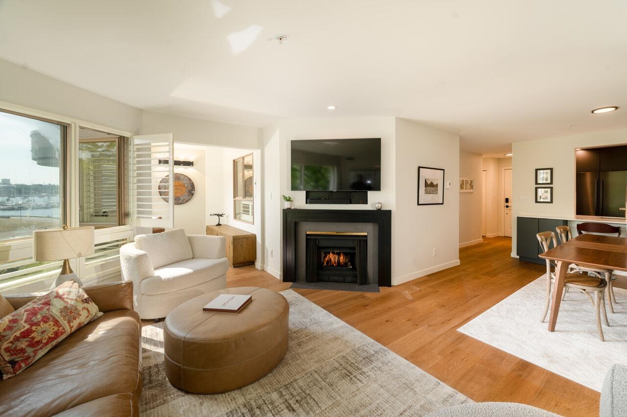310 1859 SPYGLASS PLACE, R3149639, BC,