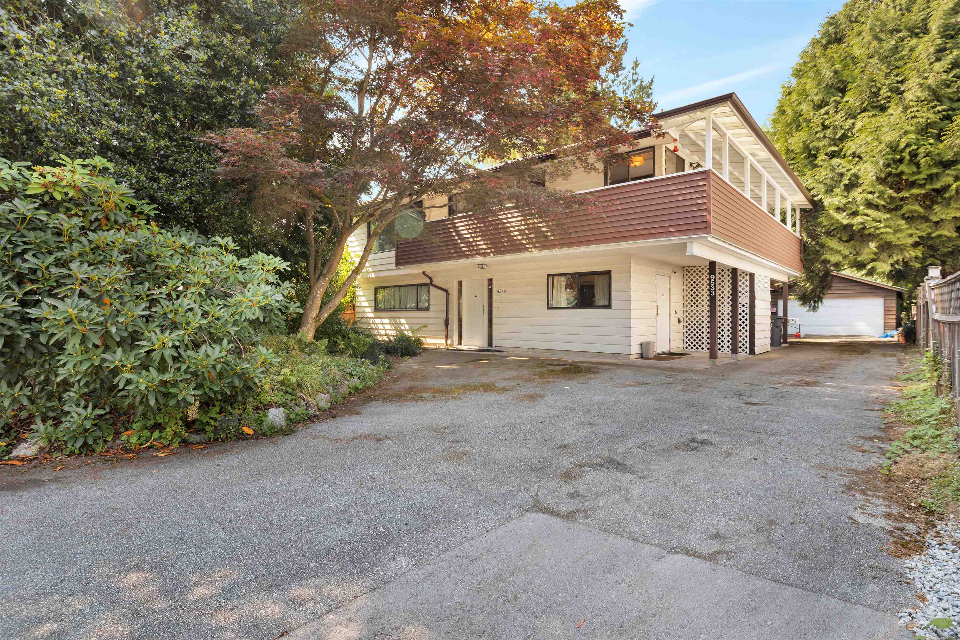 9533 139 STREET, Surrey BC V3V 5X7, R3149786, BC,