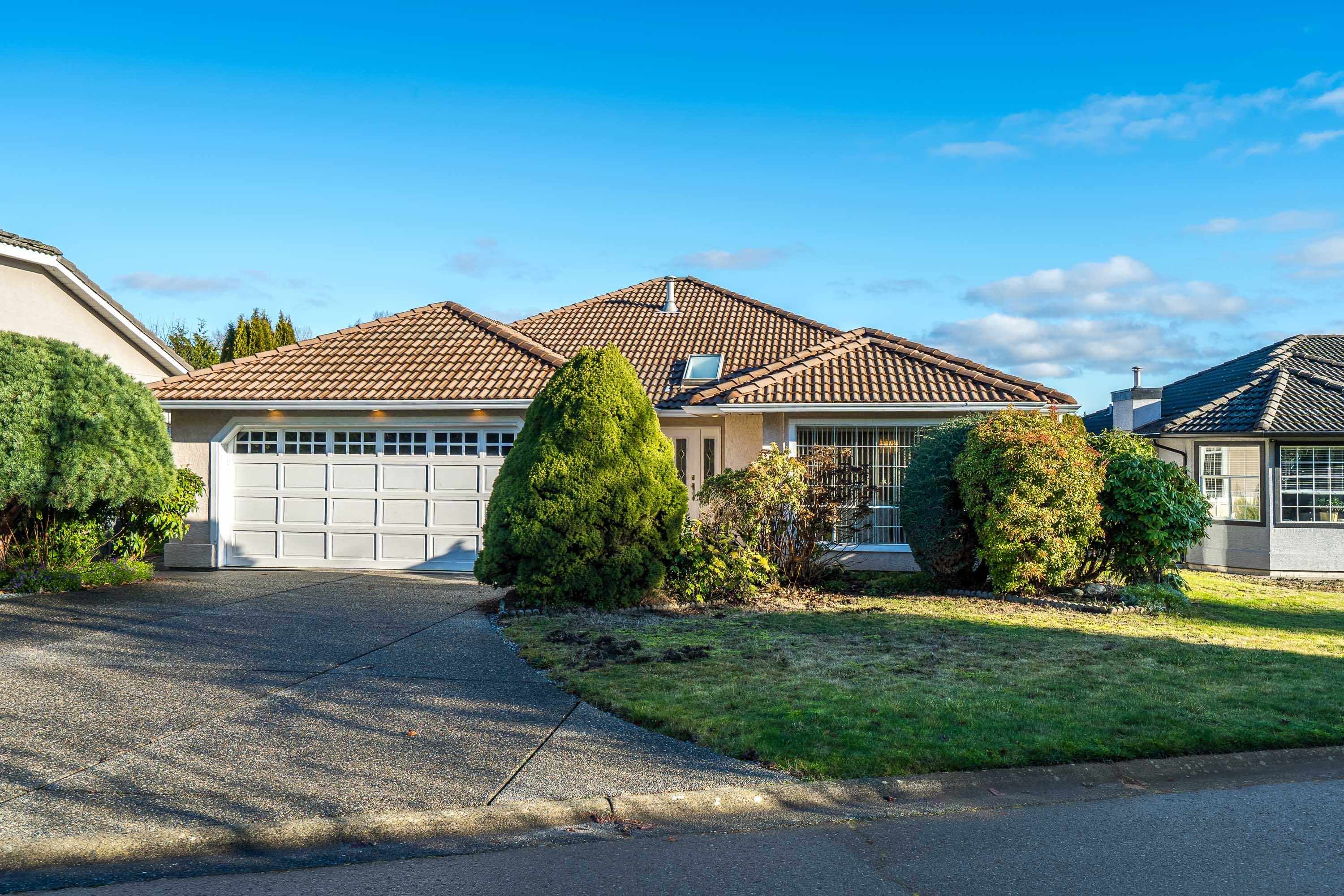 1035 KING GEORGE BOULEVARD, Surrey BC V4A 9S7, R3149935, BC,