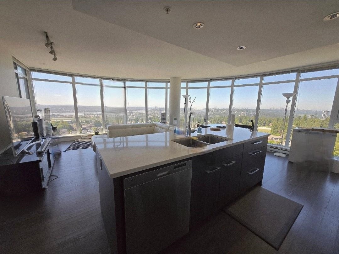MLS® listing #R3149958 for sale located at 1502 958 RIDGE WAY
