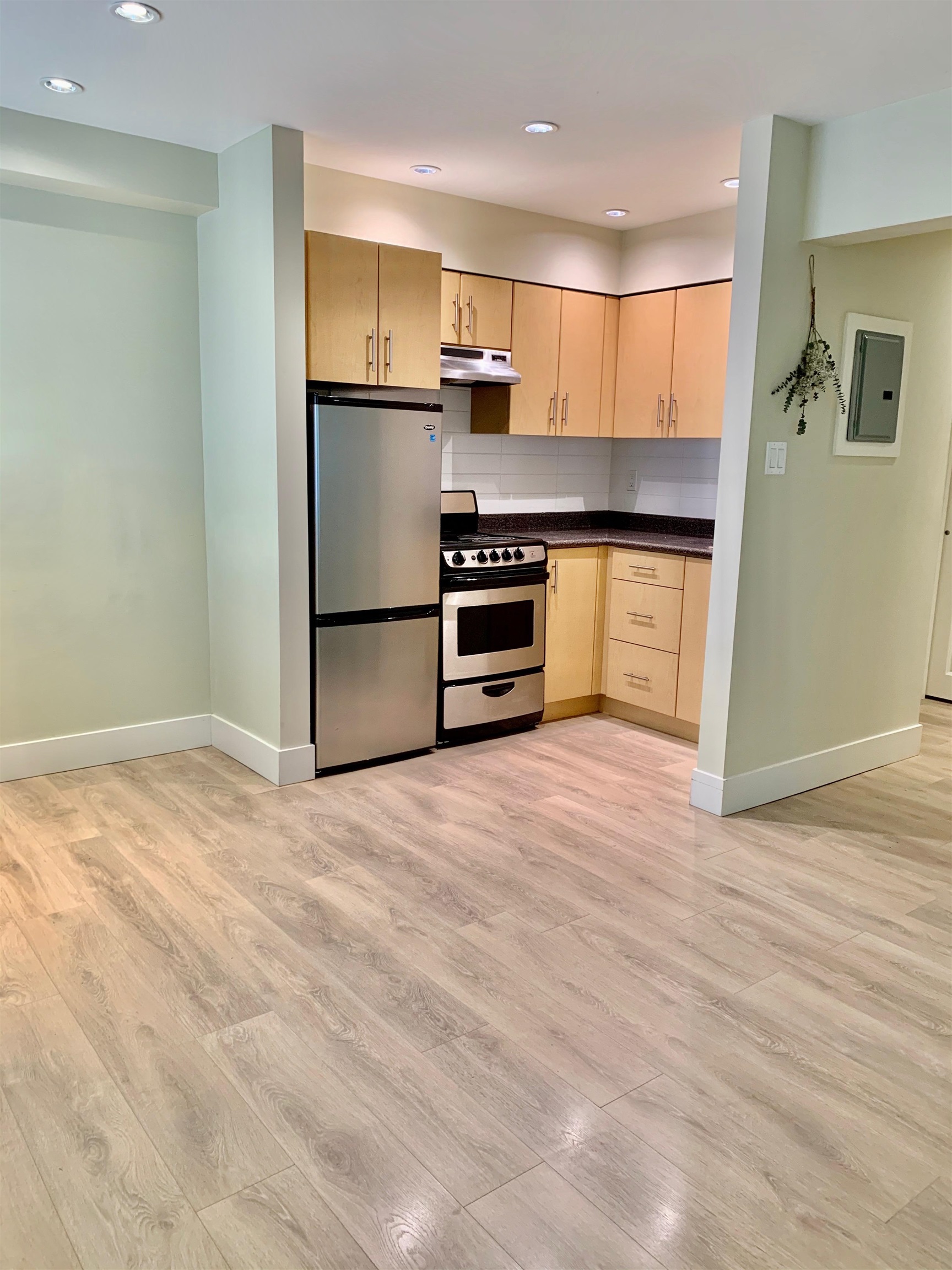 1xx 8635 FREMLIN STREET, R3149990, BC,