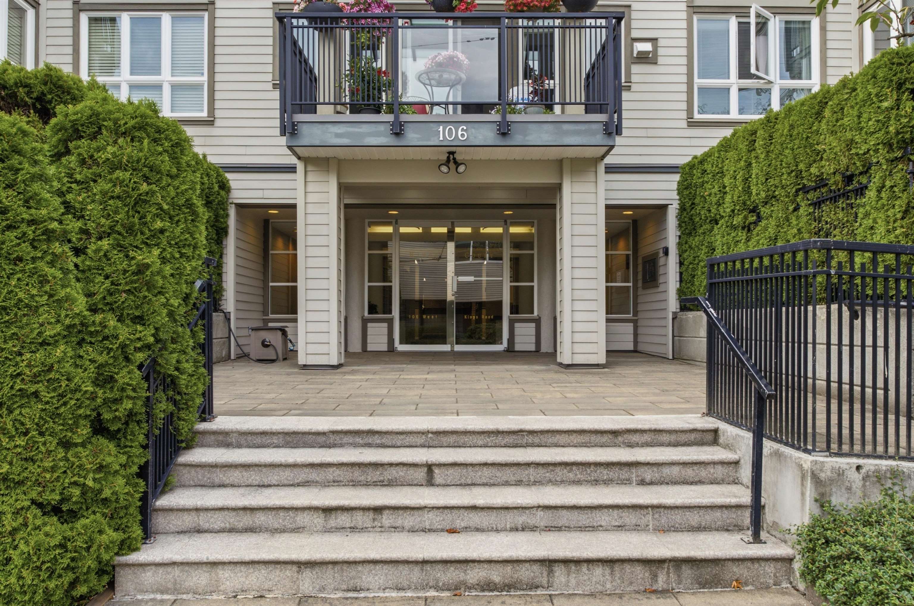 303 106 KINGS ROAD, R3150253, BC,