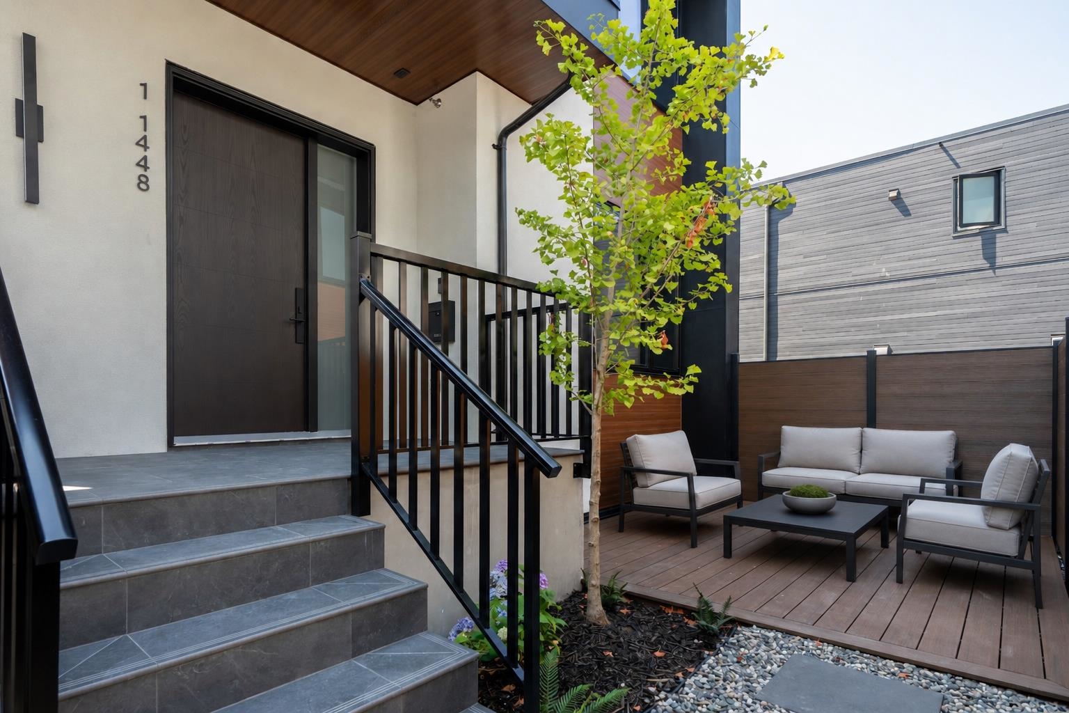 1 1448 30TH AVENUE, R3150323, BC,