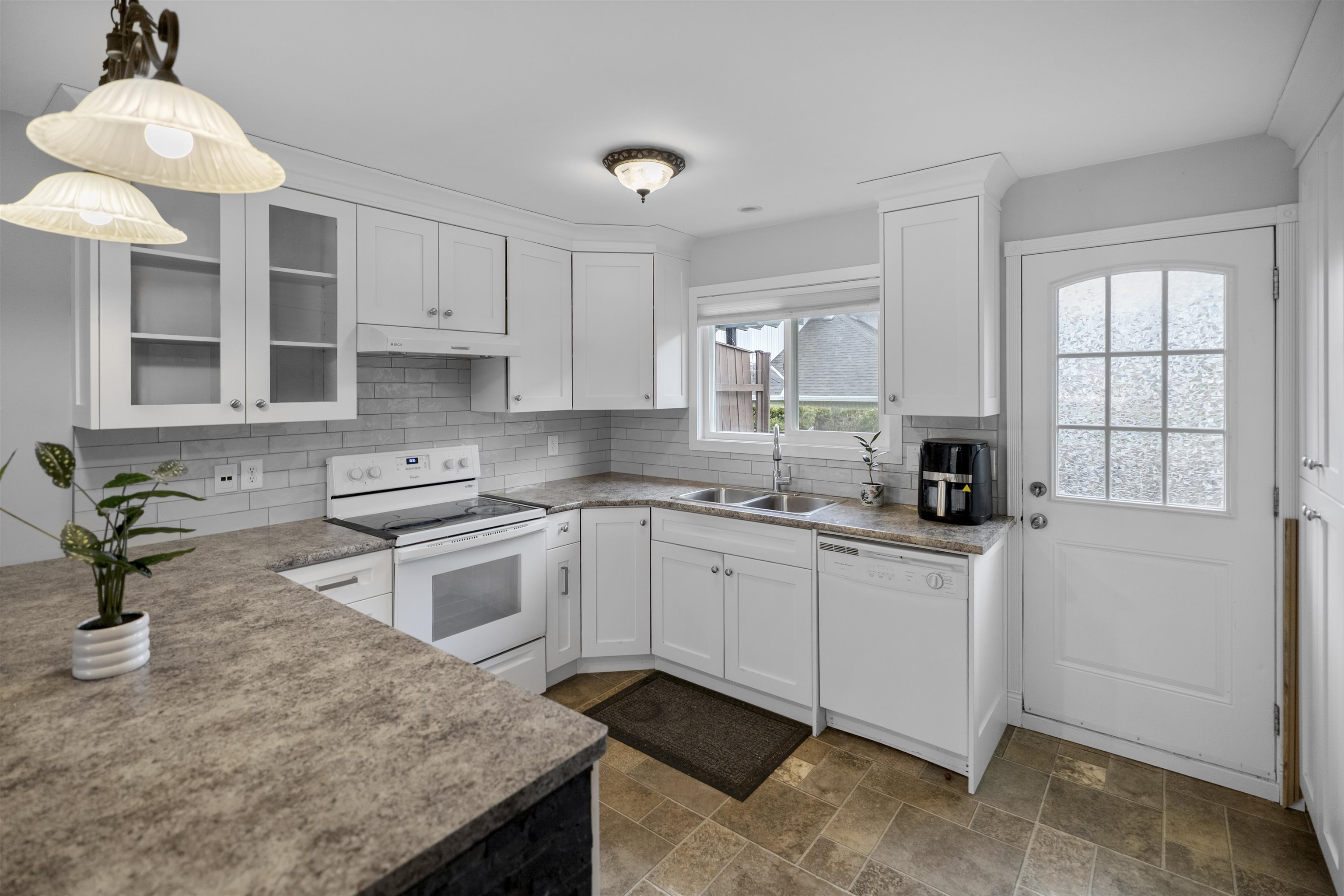 A 46538 ROLINDE CRESCENT, R3150392, BC,