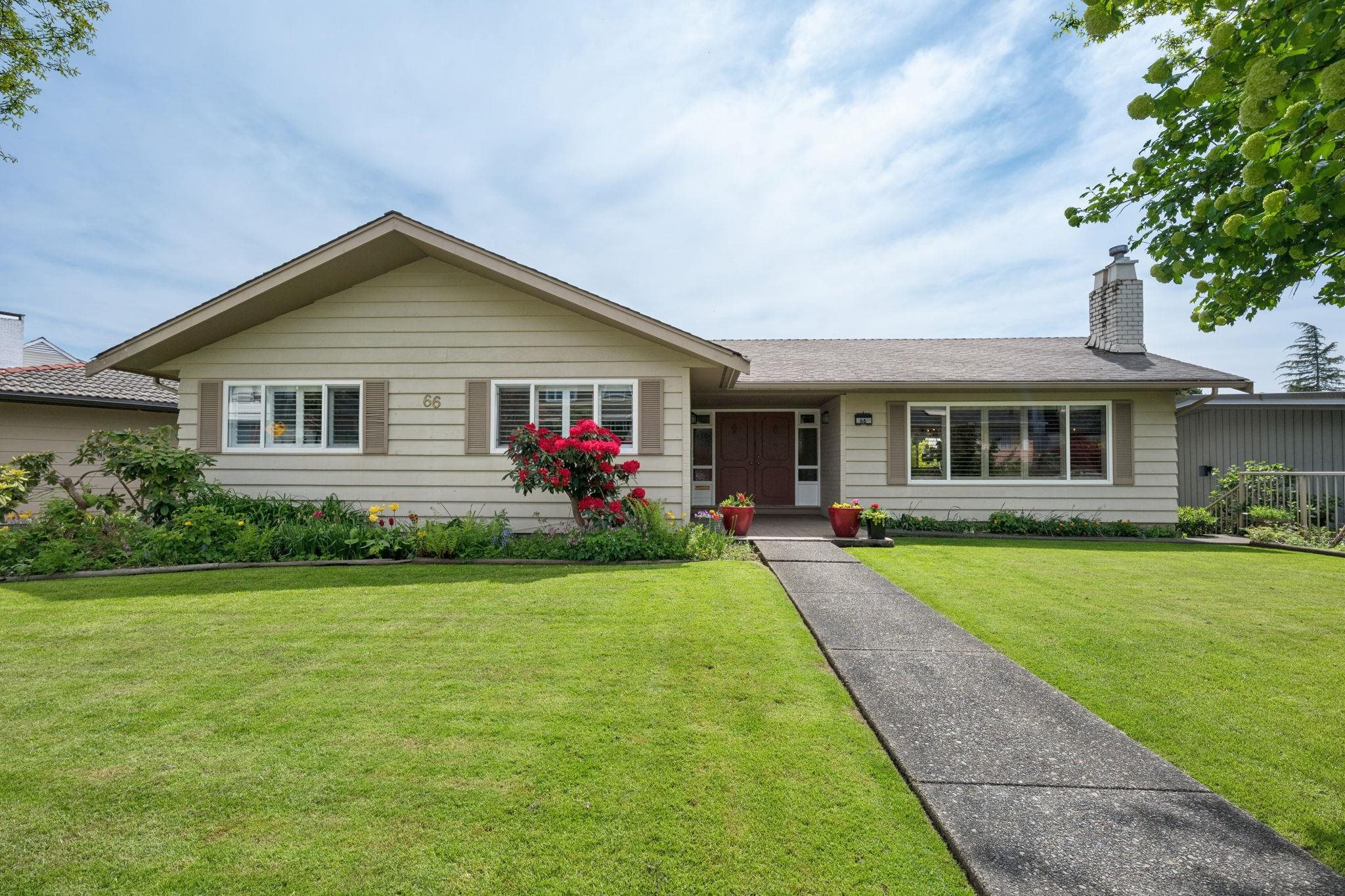 66 COURTNEY CRESCENT, New Westminster BC V3L 4M2, R3150468, BC,