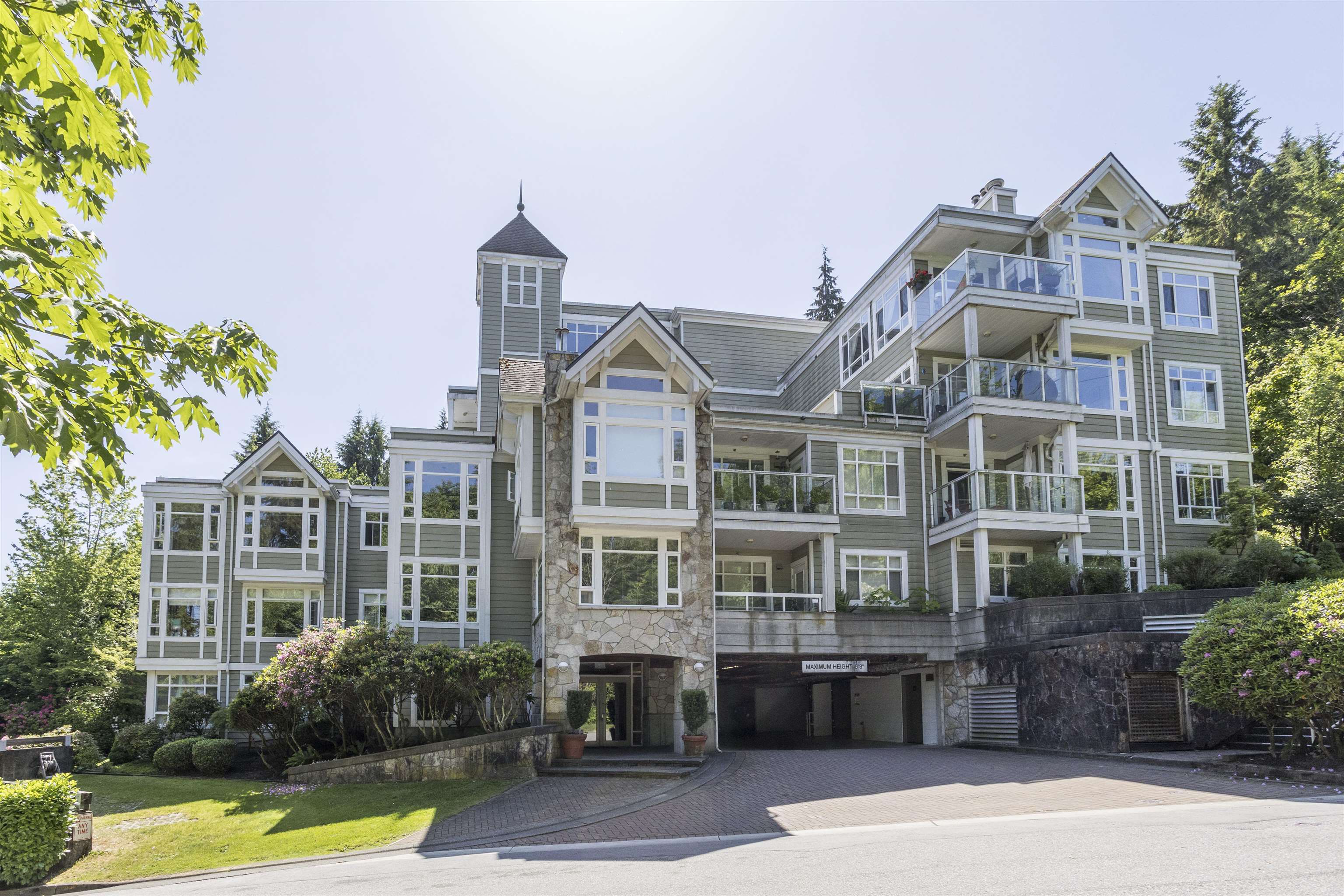 606 3001 TERRAVISTA PLACE, R3150629, BC,