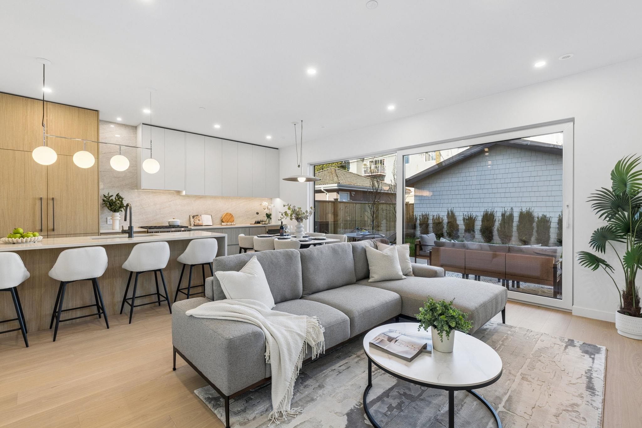 2 6040 LARCH STREET, R3150707, BC,