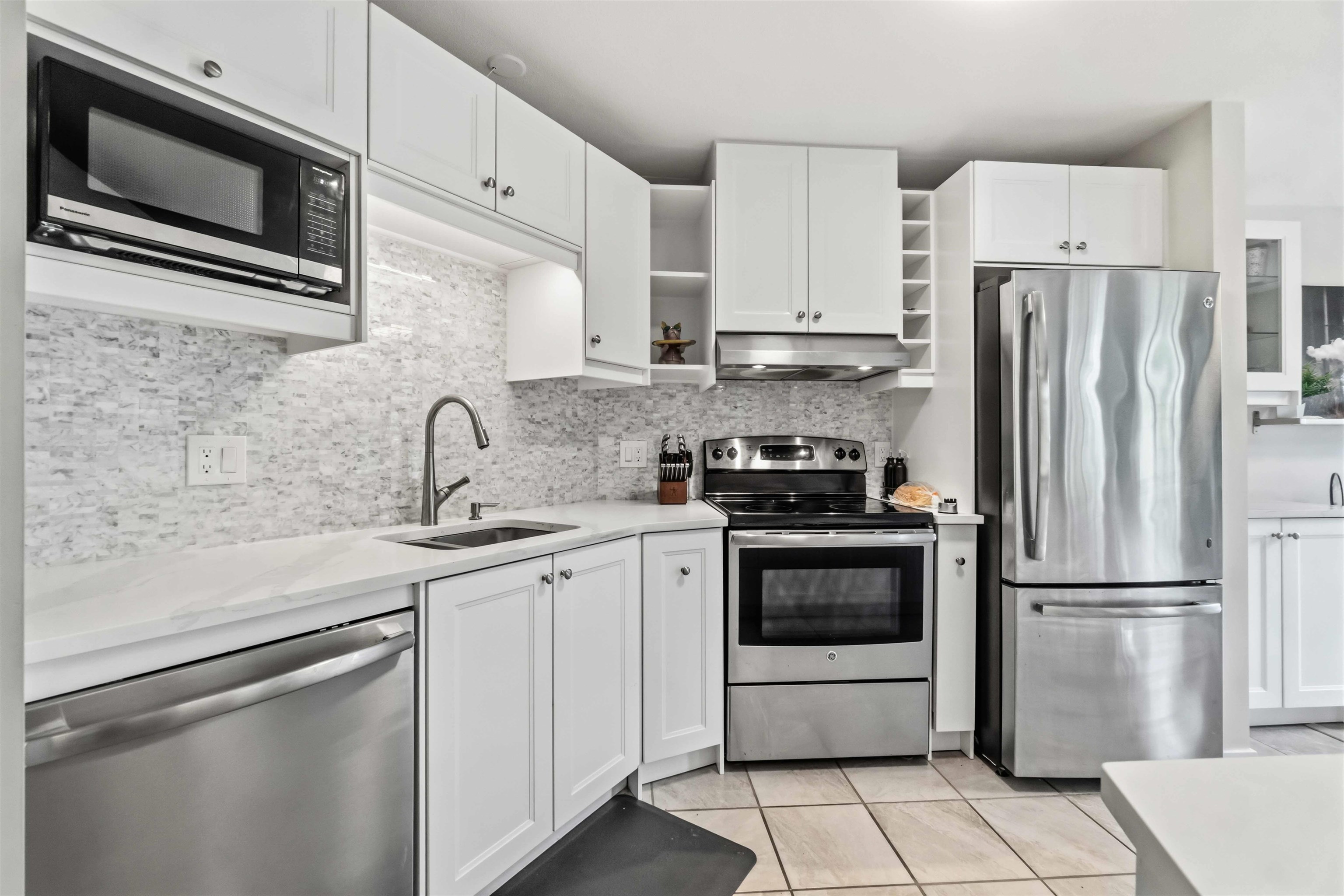 408 2551 PARKVIEW LANE, R3150710, BC,