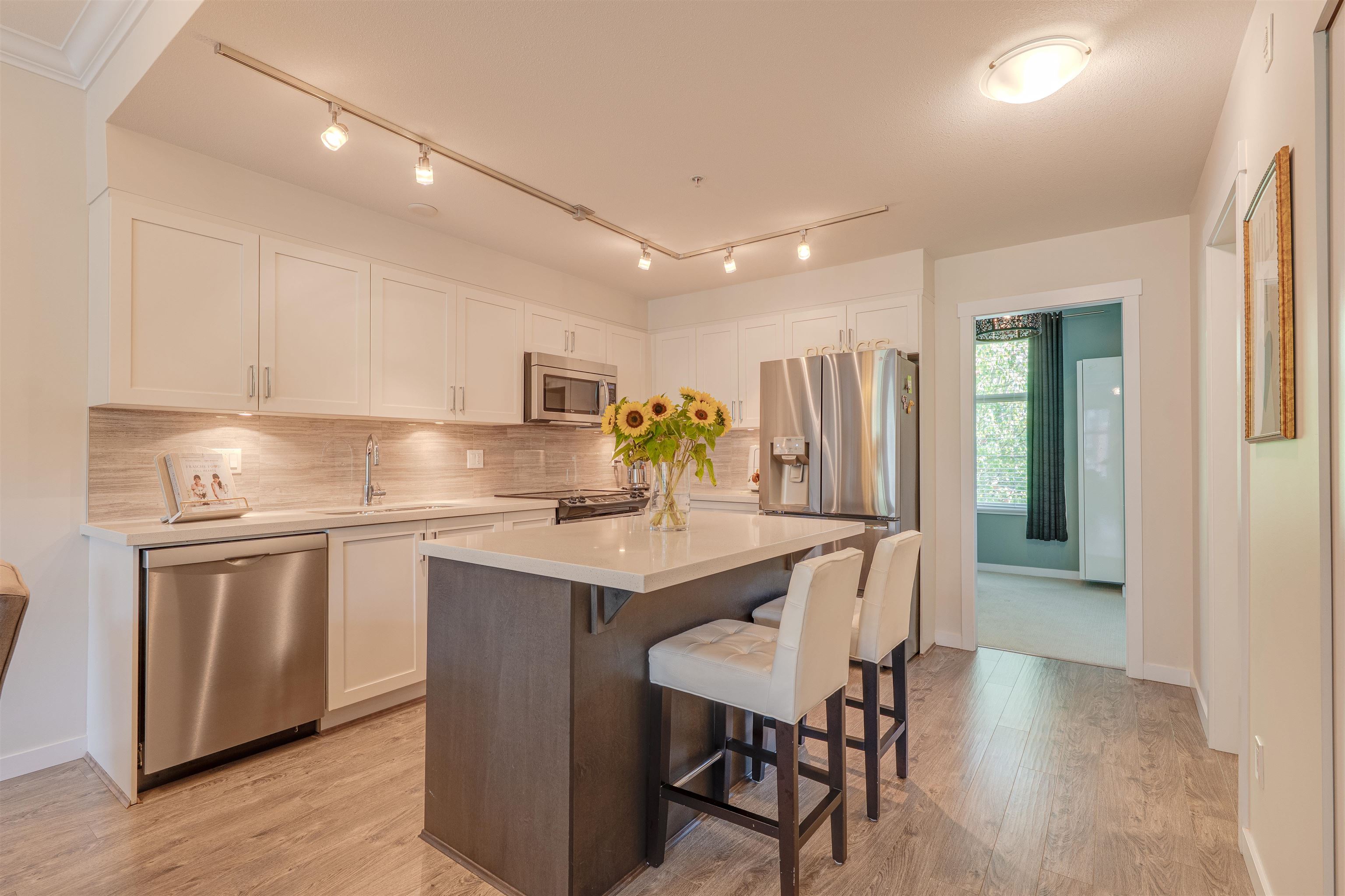 MLS® listing #R3150734 for sale located at 208 6655 192 STREET
