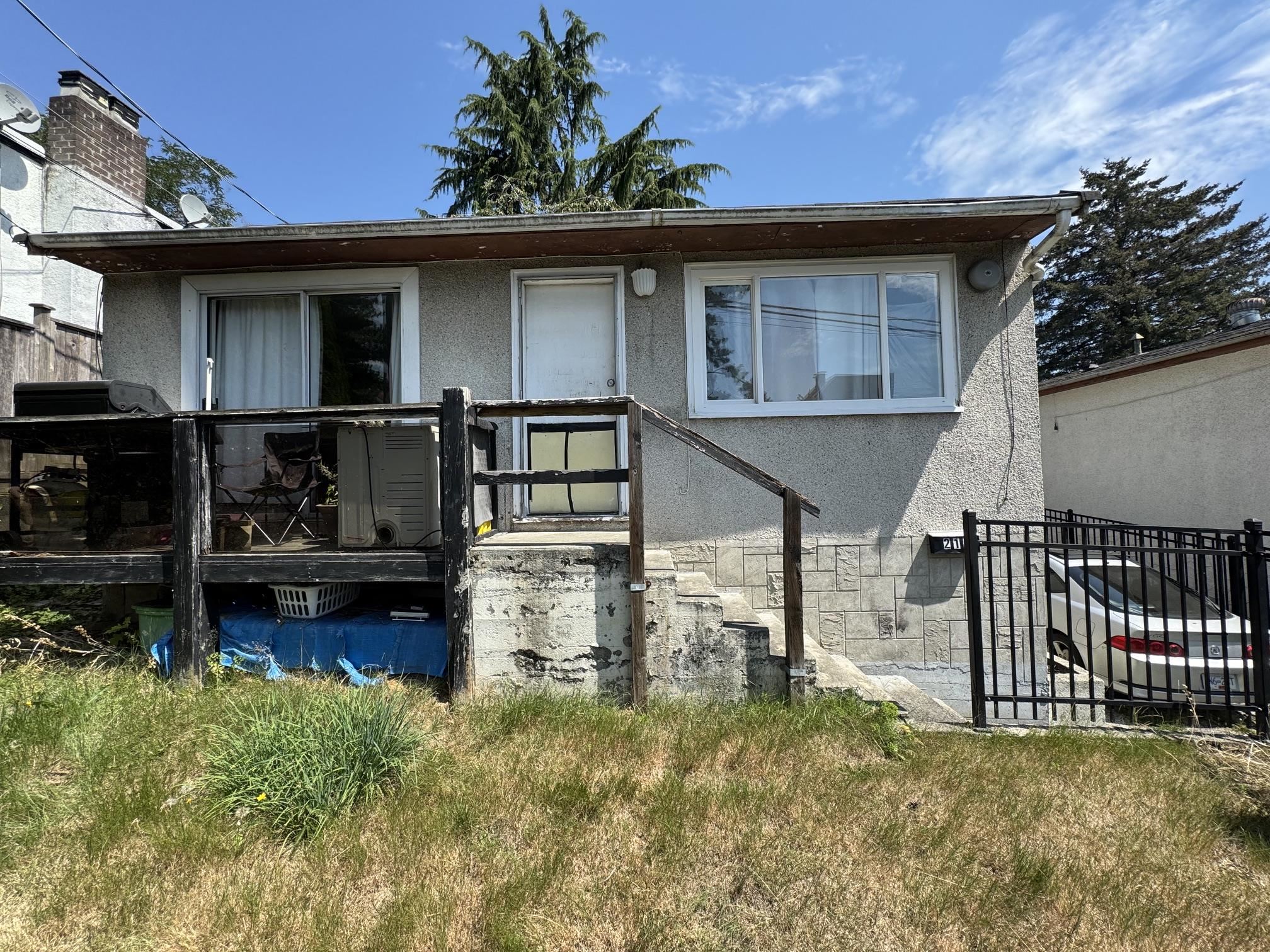 215 SHAW STREET, New Westminster BC V3M 4B4, R3150904, BC,