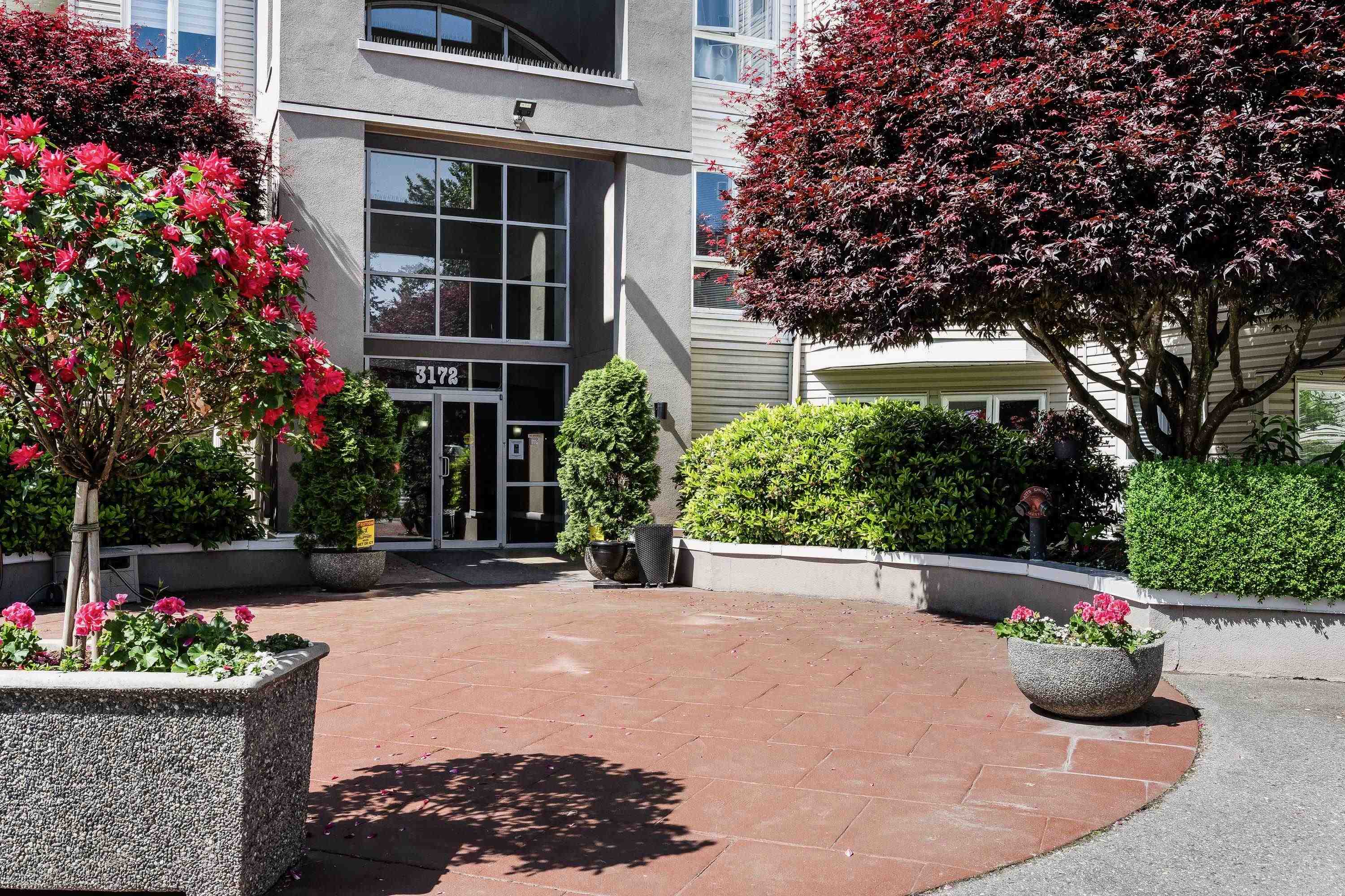 402 3172 GLADWIN ROAD, R3151064, BC,
