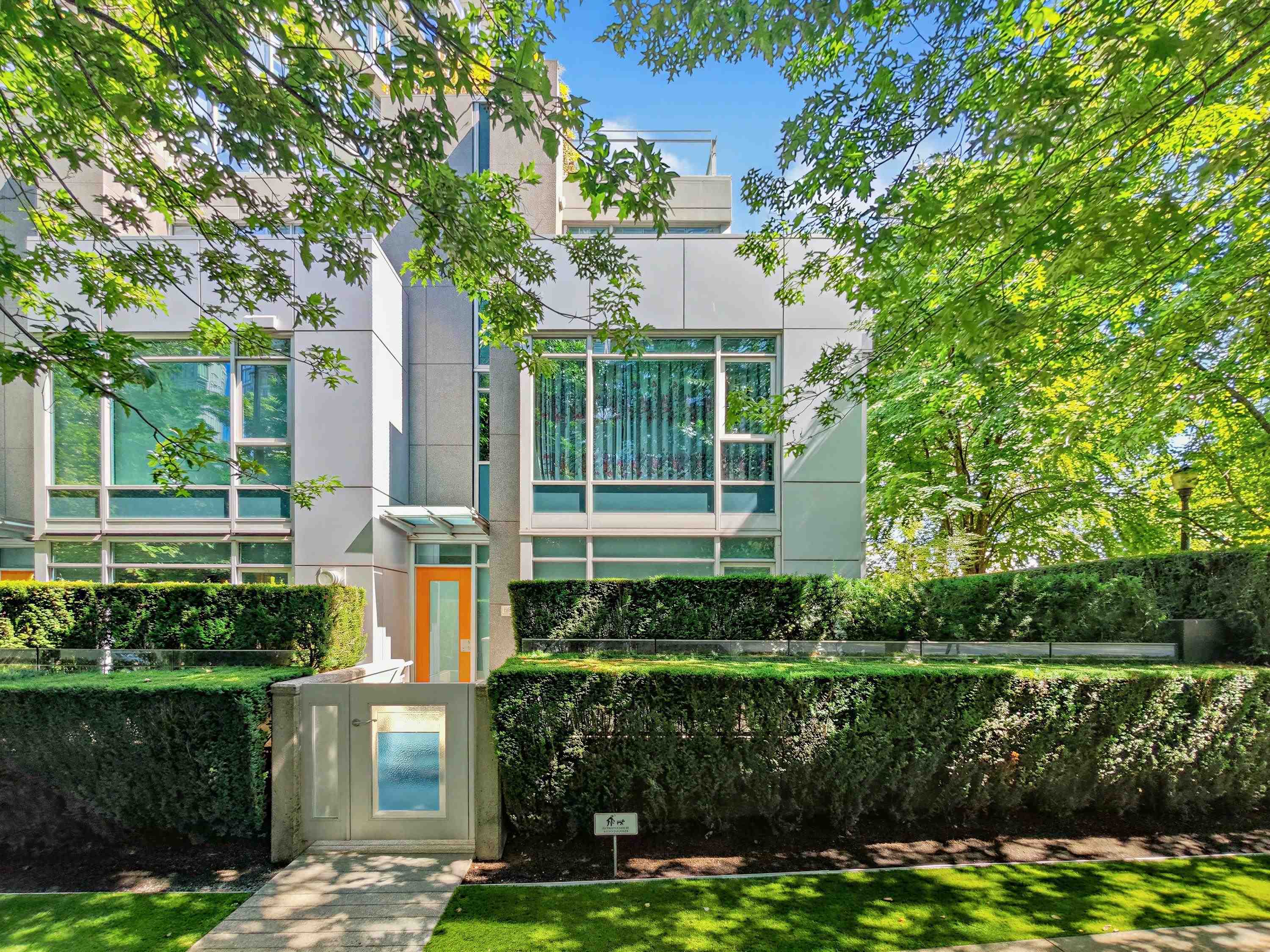 1211 W CORDOVA STREET, Vancouver BC V6C 3P9, R3151100, BC,