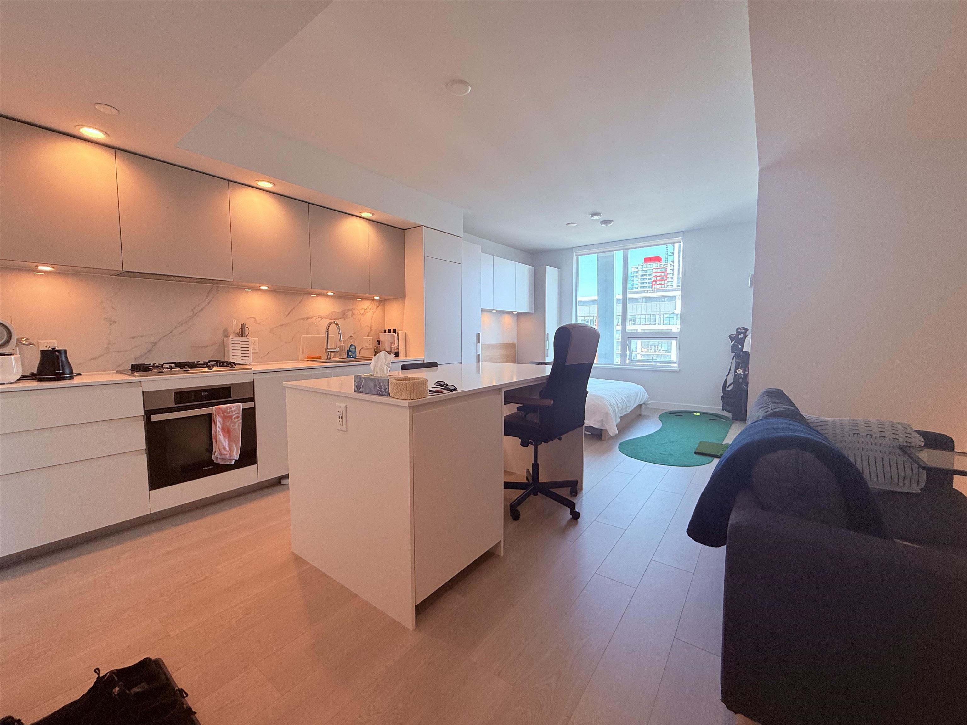 1303 6537 TELFORD AVENUE, R3151216, BC,