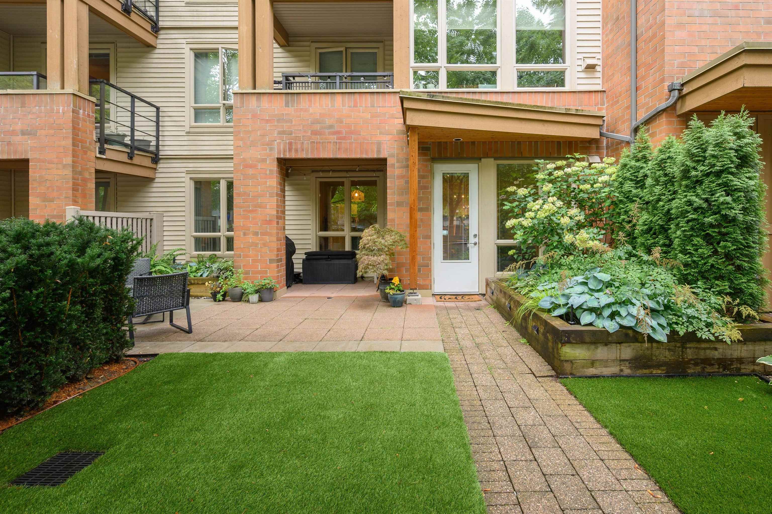 112 2601 WHITELEY COURT, R3151229, BC,