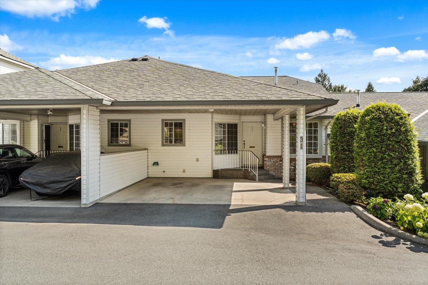 31 3351 HORN STREET, R3151394, BC,