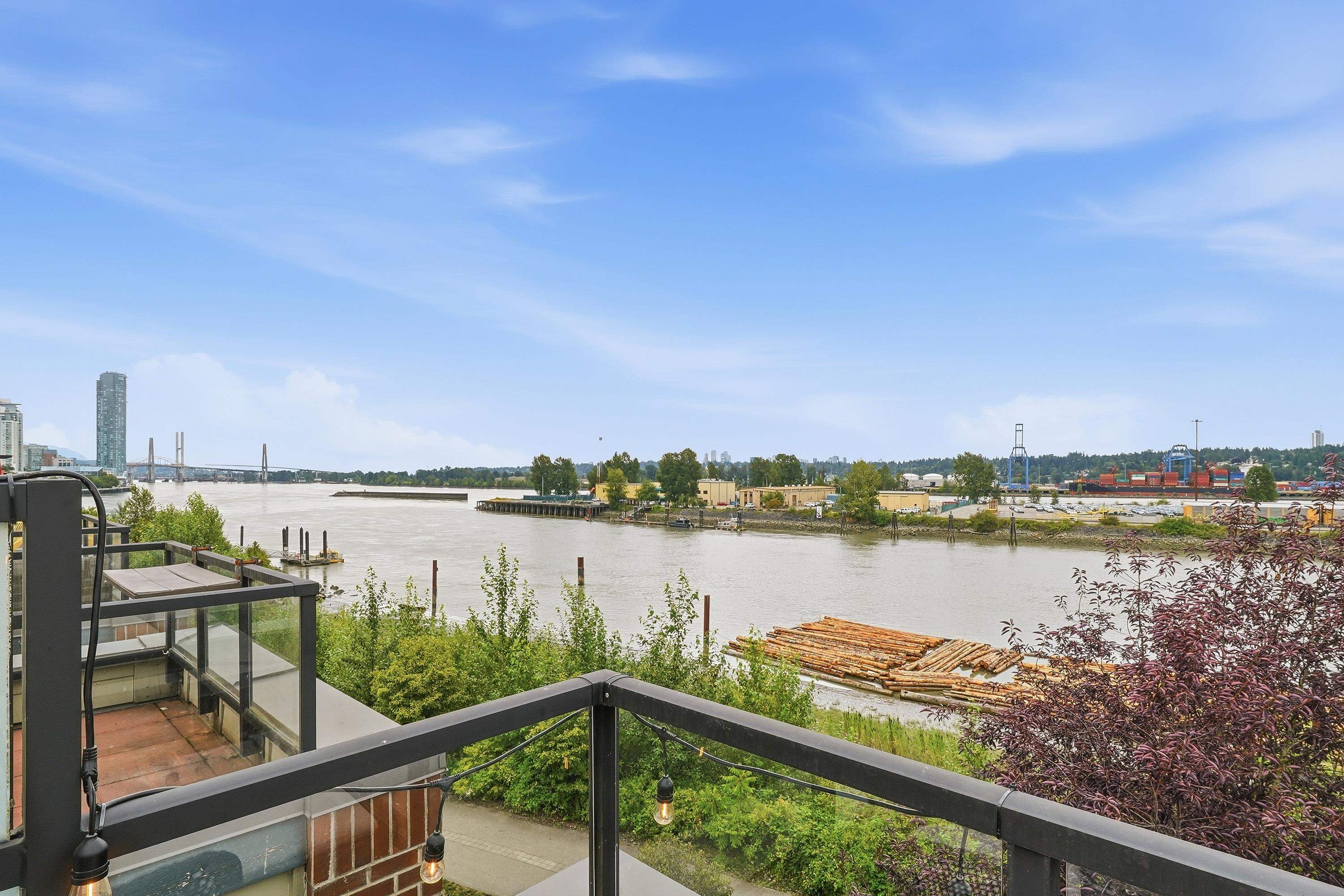 27 230 SALTER STREET, R3151474, BC,