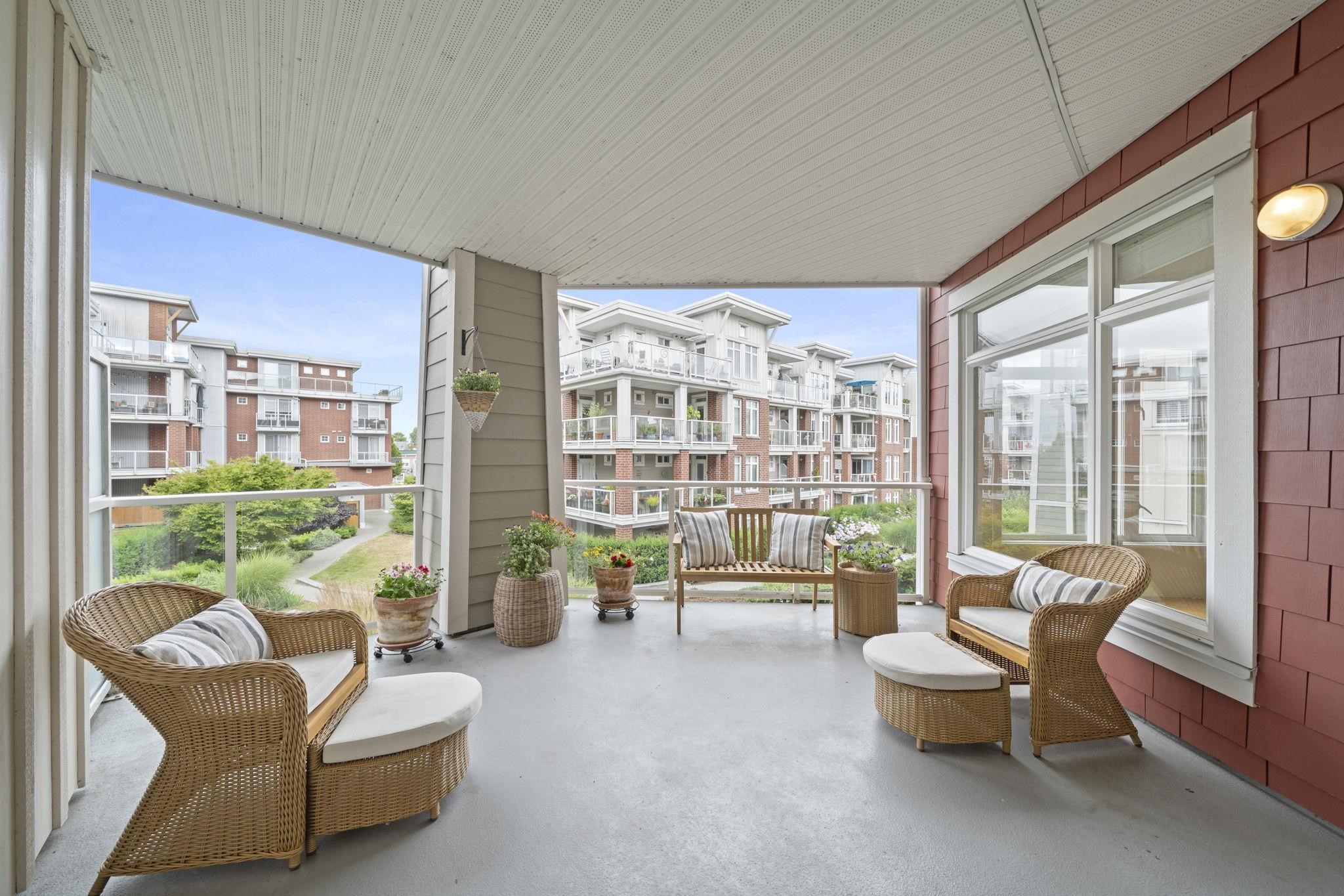 206 4211 BAYVIEW STREET, R3151557, BC,