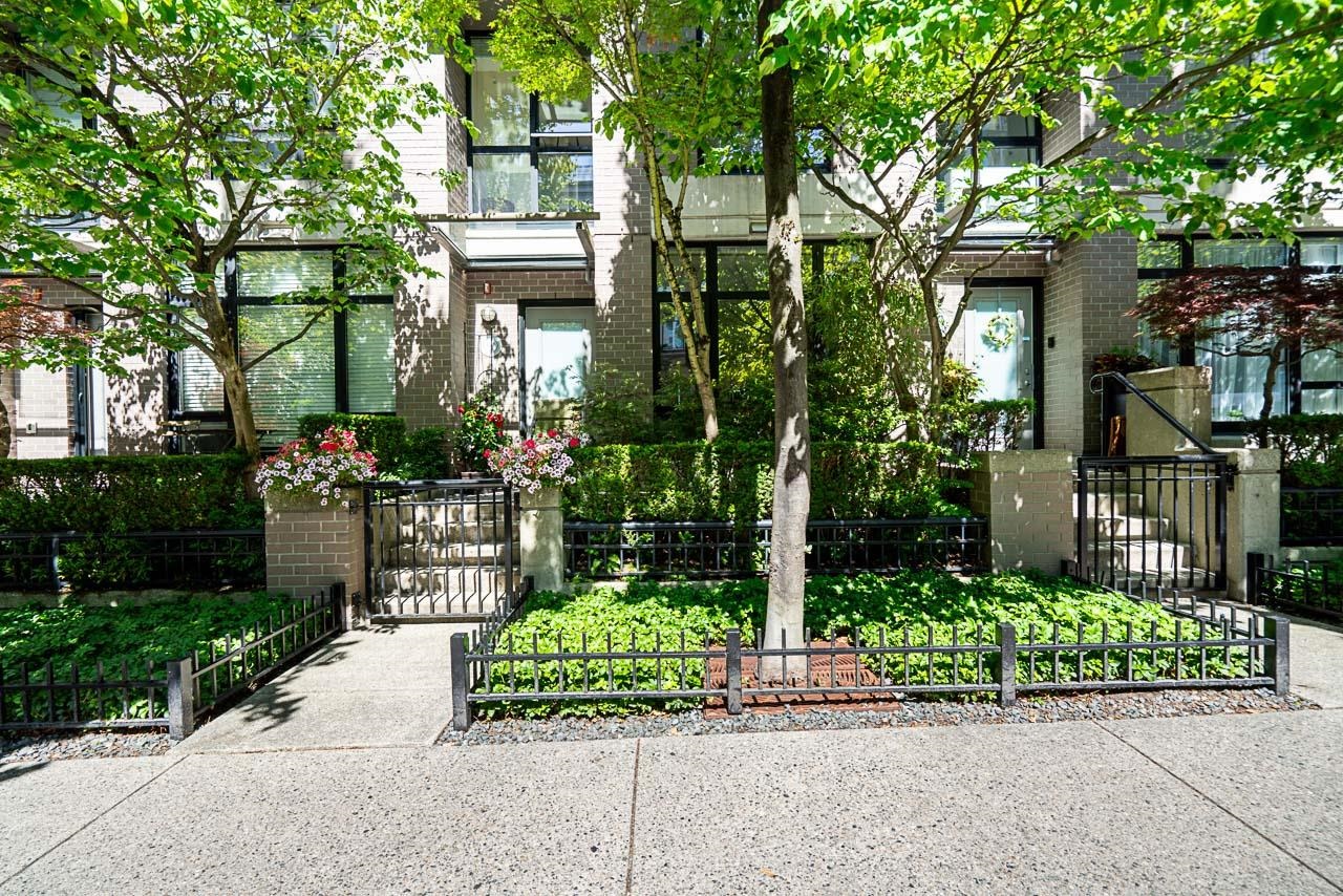 1261 RICHARDS STREET, Vancouver BC V6B 3G3, R3151575, BC,