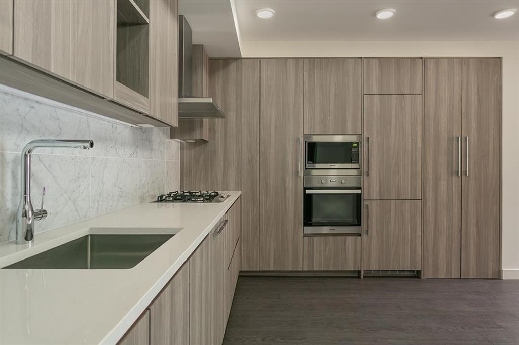 707 455 MARINE DRIVE, R3151778, BC,