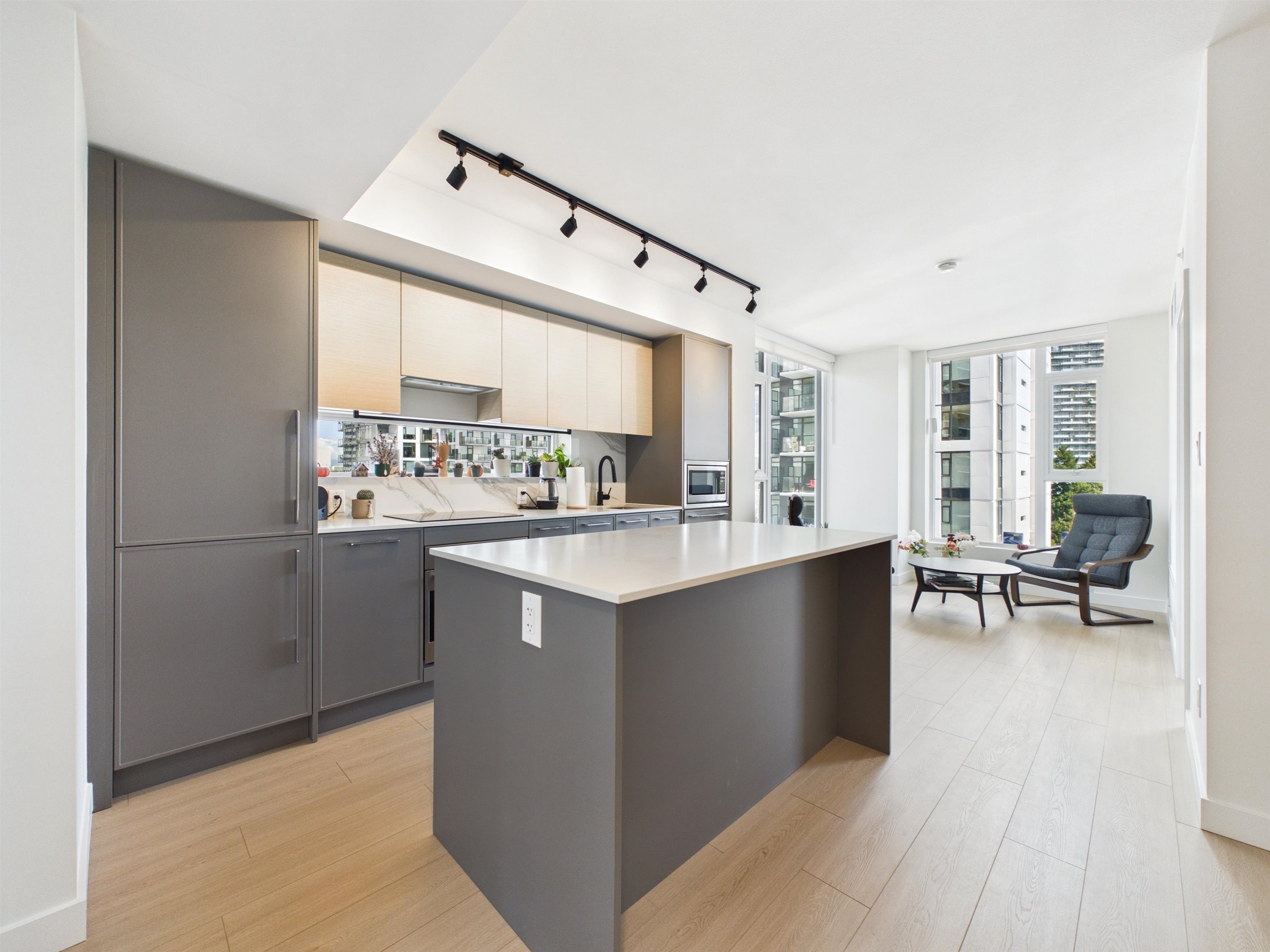 1004 13745 GEORGE JUNCTION, R3151790, BC,