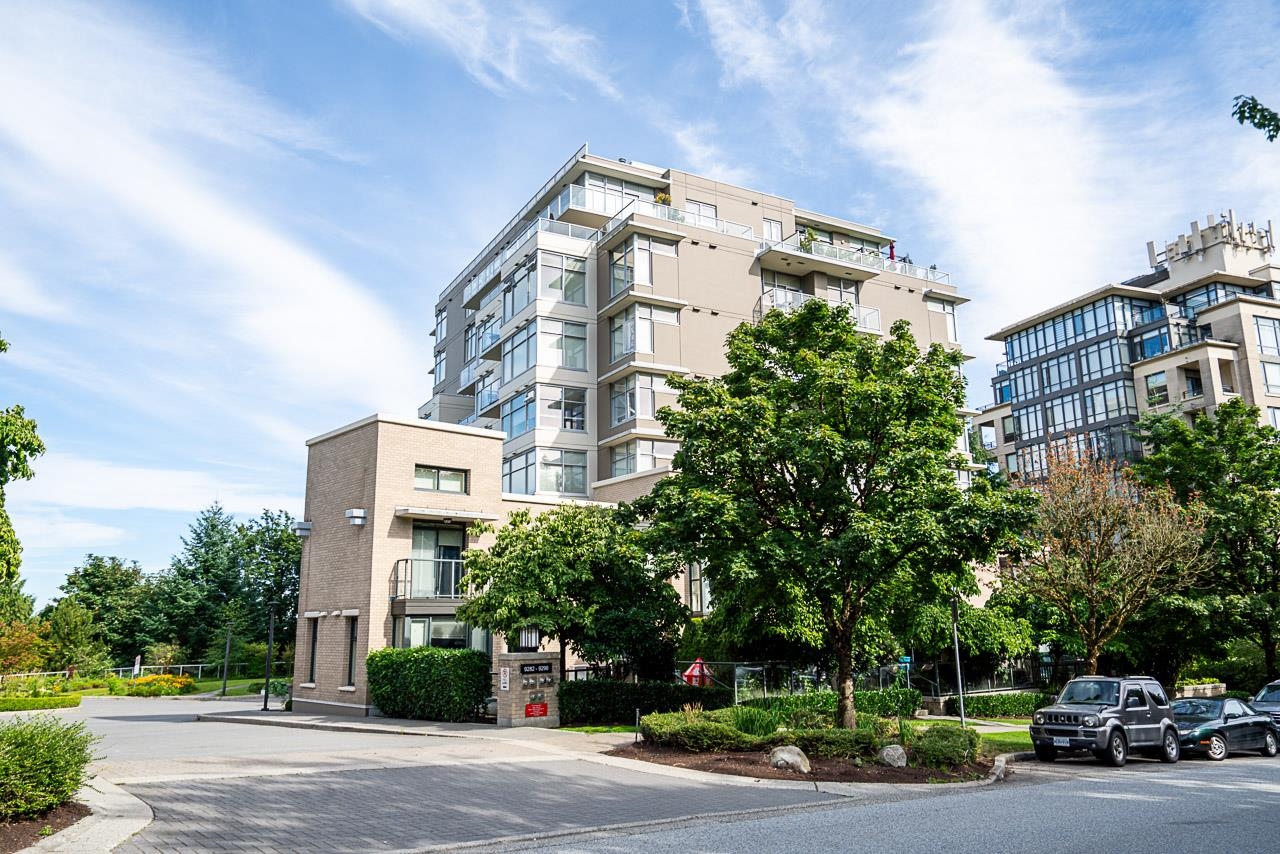 501 9298 UNIVERSITY CRESCENT, R3151805, BC,