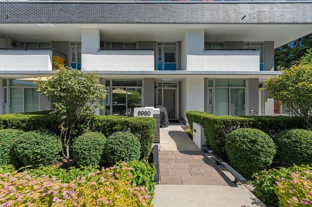 Towmhouse 8980 UNIVERSITY CRESCENT, R3151865, BC,