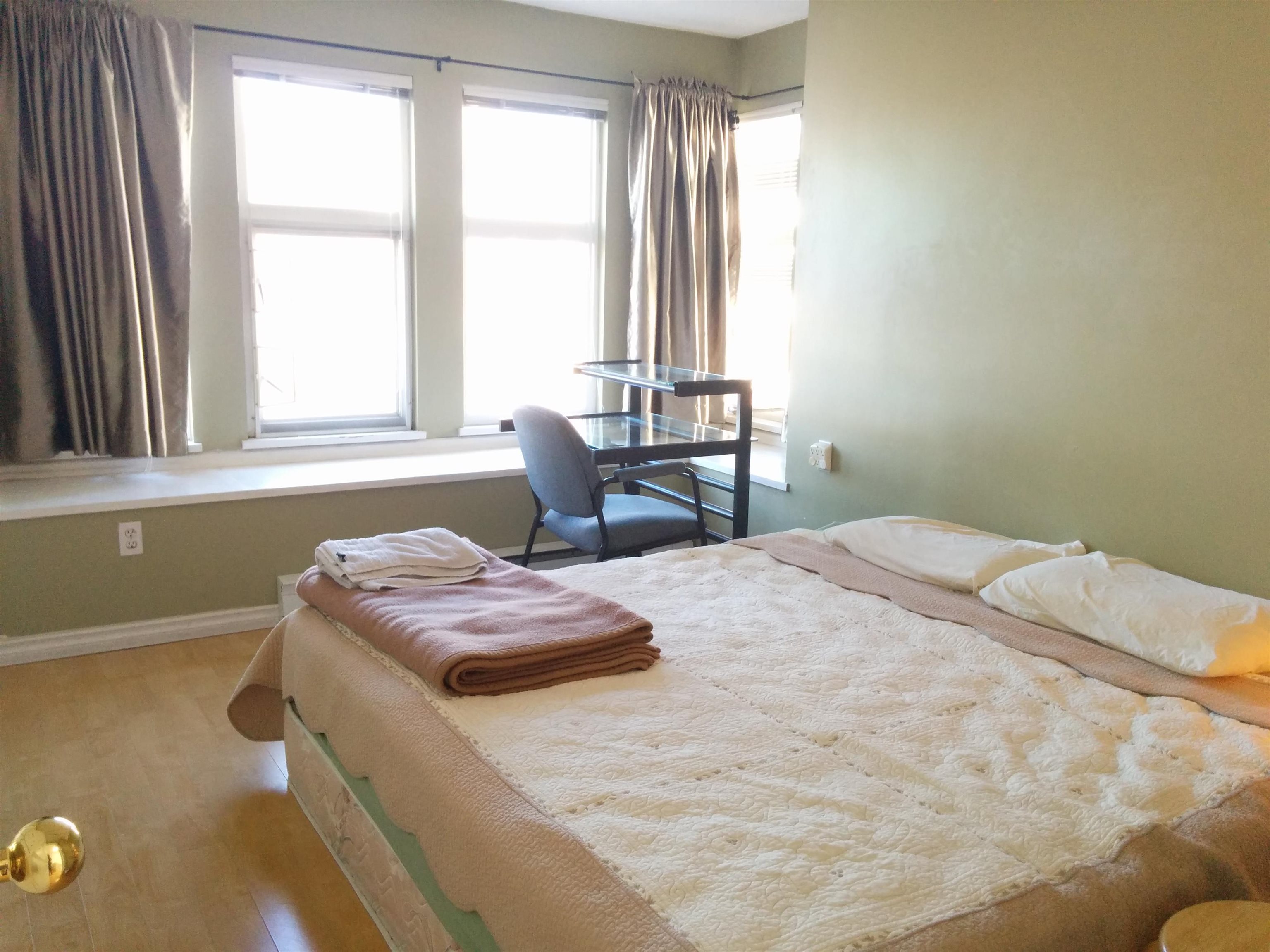 ROOMS in SHARED 12331 MCNEELY DRIVE, R3151886, BC,