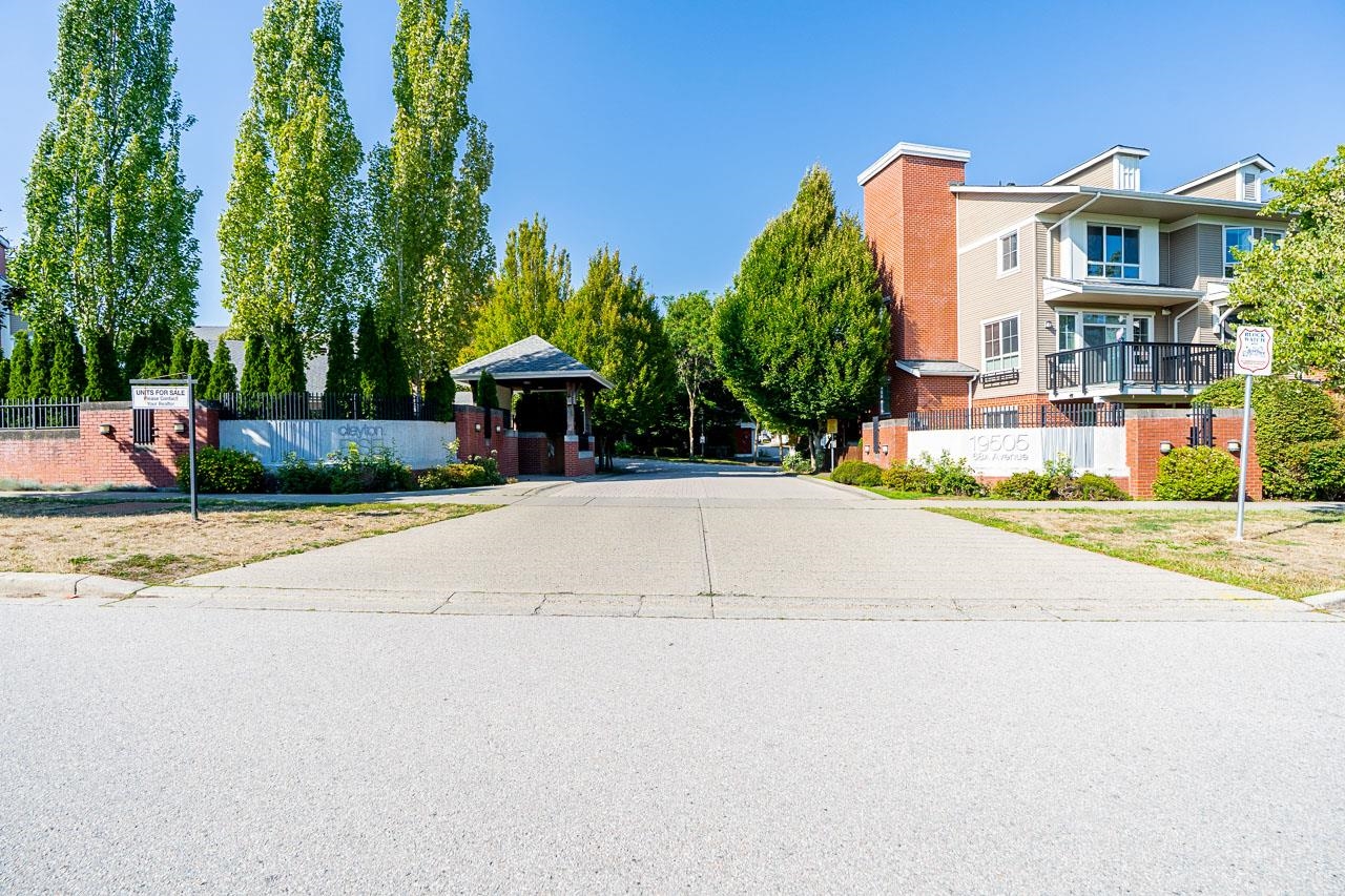 18 19505 68A AVENUE, R3152026, BC,