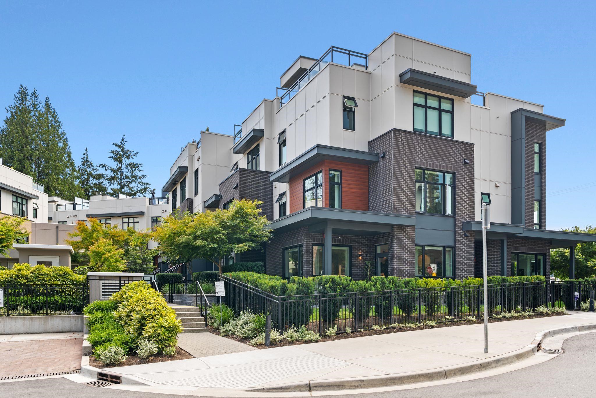119 2035 GLENAIRE DRIVE, R3152056, BC,