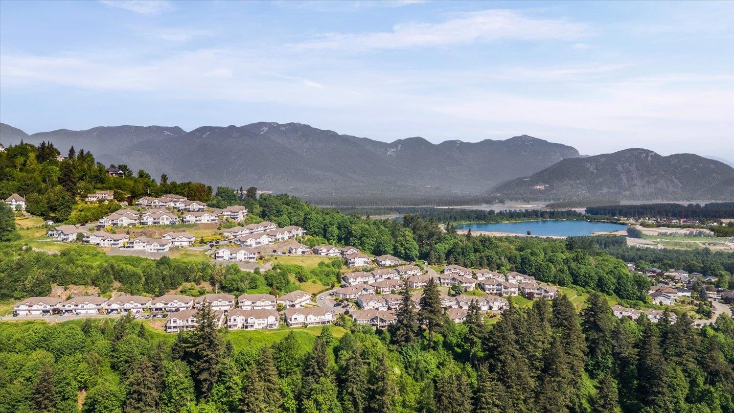 11 8590 SUNRISE DRIVE, R3152069, BC,