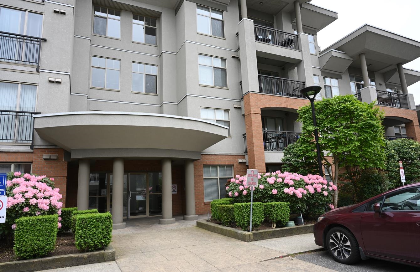 202 33545 RAINBOW AVENUE, R3152113, BC,