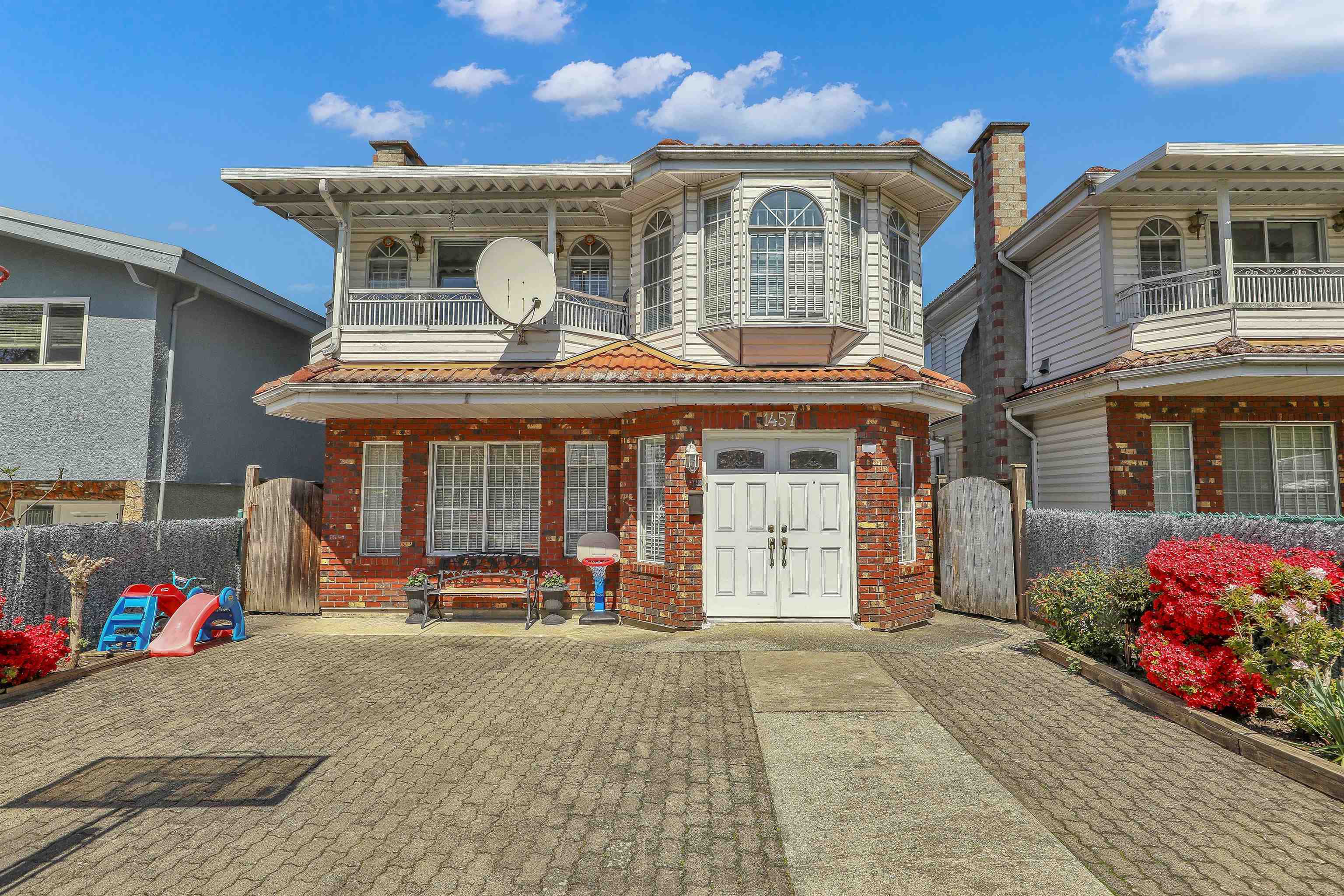 1457 E 18TH AVENUE, Vancouver BC V5N 2H2, R3152185, BC,