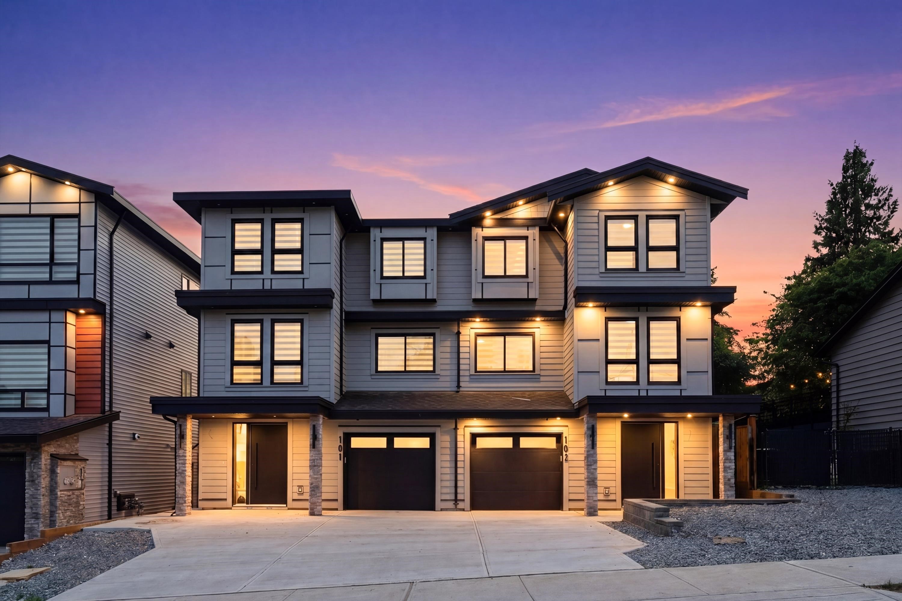 102 5745 172 STREET, R3152216, BC,