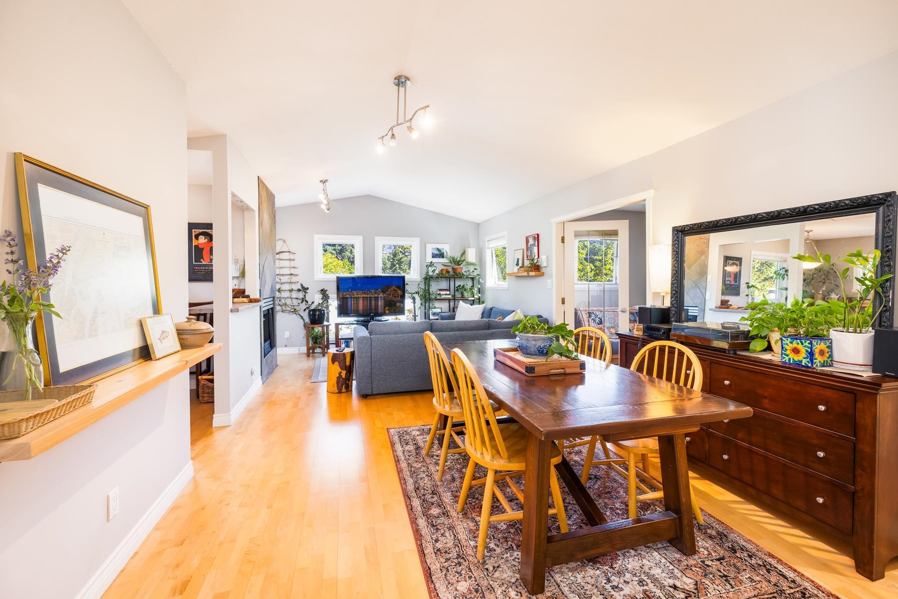 303 1528 BOWSER AVENUE, R3152225, BC,